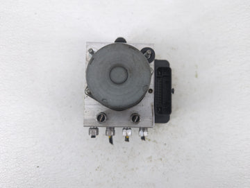 2017 Dodge Caravan ABS Pump Control Module Replacement P/N:P68183803AC Fits Fits 2015 2016 2018 2019 2020 OEM Used Auto Parts