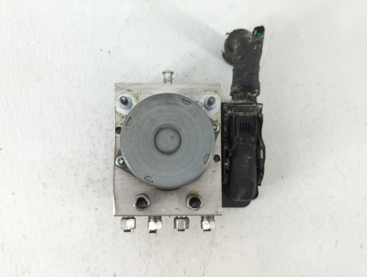 2017 Dodge Caravan Anti-Lock Brake ABS Pump Module Actuator OEM P/N:P68183803AC Fits Fits 2015 2016 2018 2019 2020 OEM Used 