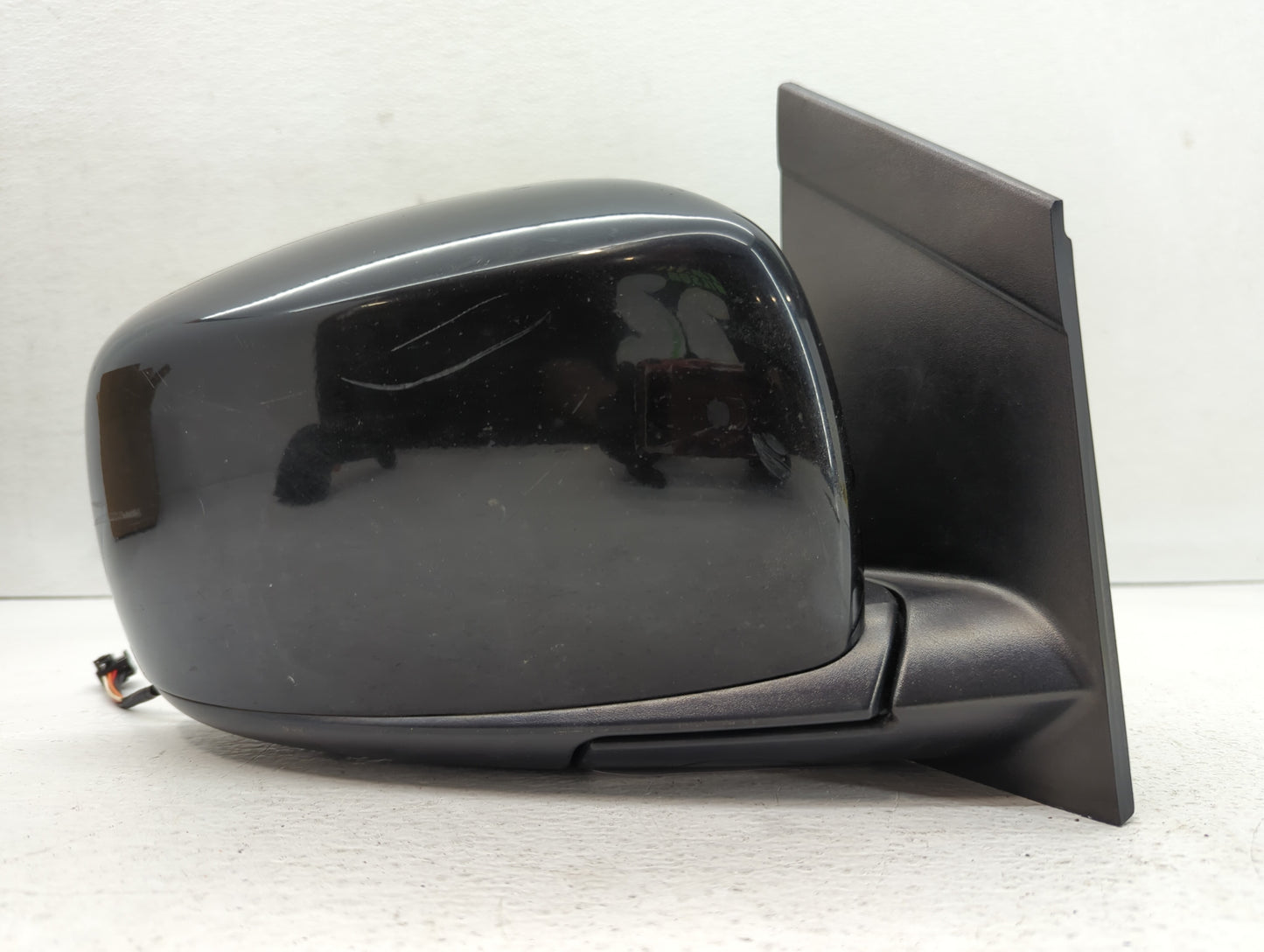 2017 Dodge Caravan Passenger Side View Mirror - Right Door Mirror OEM Used - Oemusedautoparts1.com