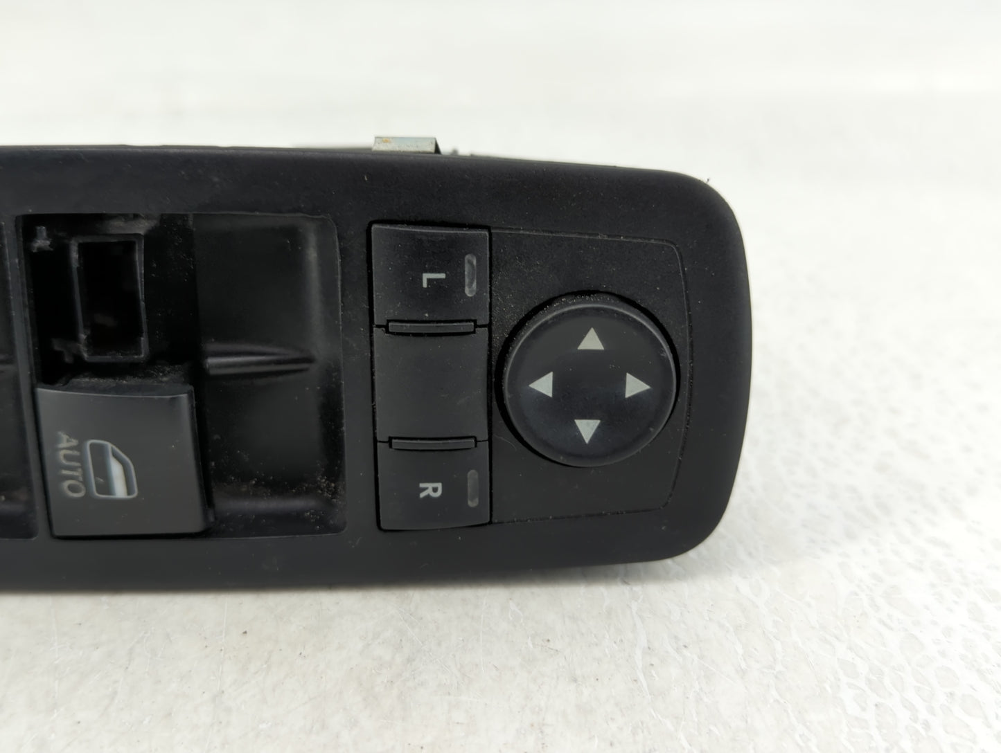 2017 Dodge Caravan Master Power Window Switch Replacement Driver Side Left P/N:68298871AA Fits OEM Used Auto Parts - Oemused