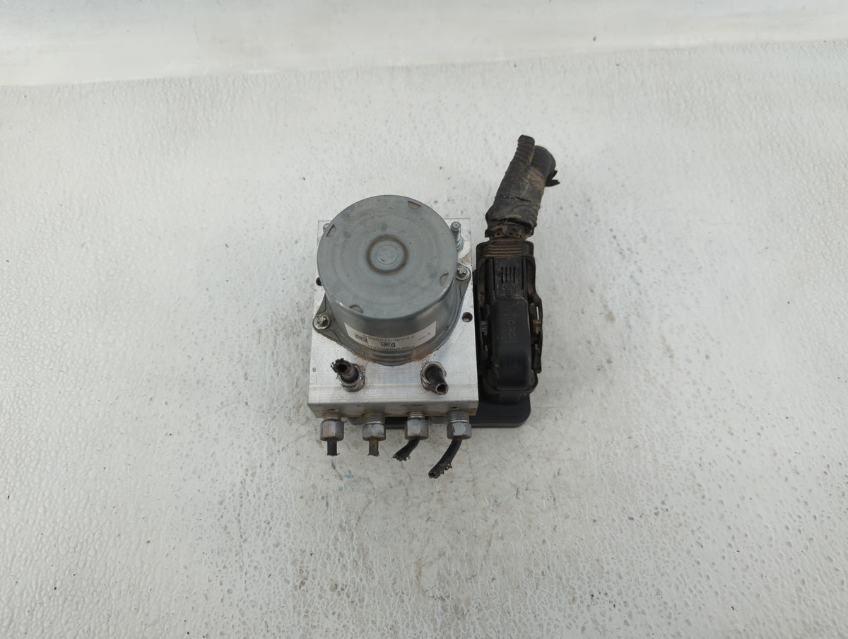 2017 Dodge Caravan Anti-Lock Brake ABS Pump Module Actuator OEM P/N:P68183803AD Fits Fits 2015 2016 2018 2019 2020 OEM Used 
