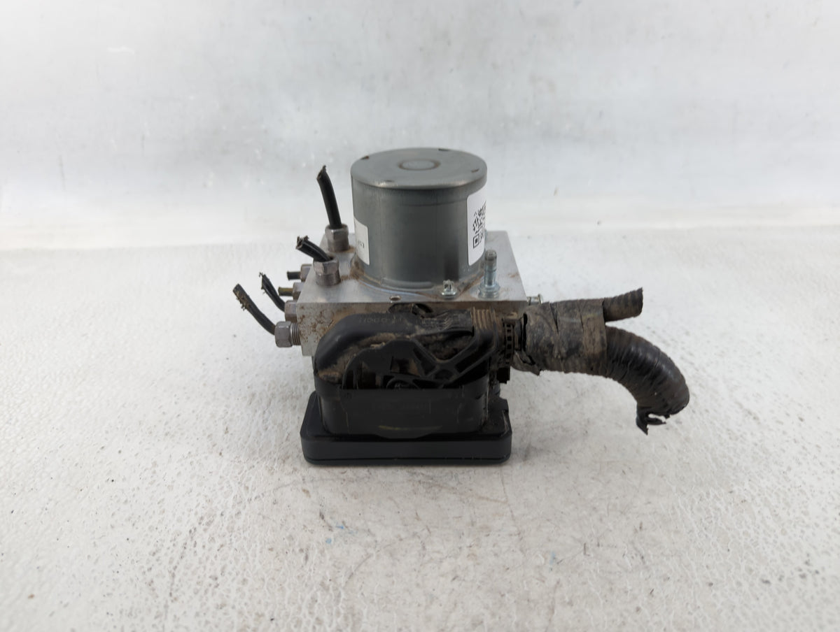 2017 Dodge Caravan Anti-Lock Brake ABS Pump Module Actuator OEM P/N:P68183803AD Fits Fits 2015 2016 2018 2019 2020 OEM Used 