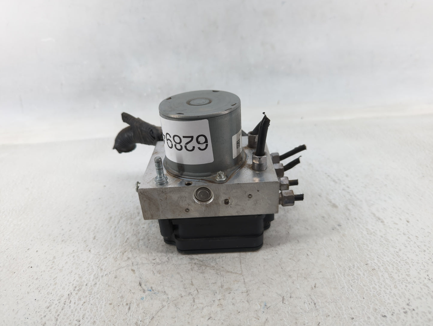 2017 Dodge Caravan ABS Pump Control Module Replacement P/N:P68183803AD Fits Fits 2015 2016 2018 2019 2020 OEM Used Auto Part