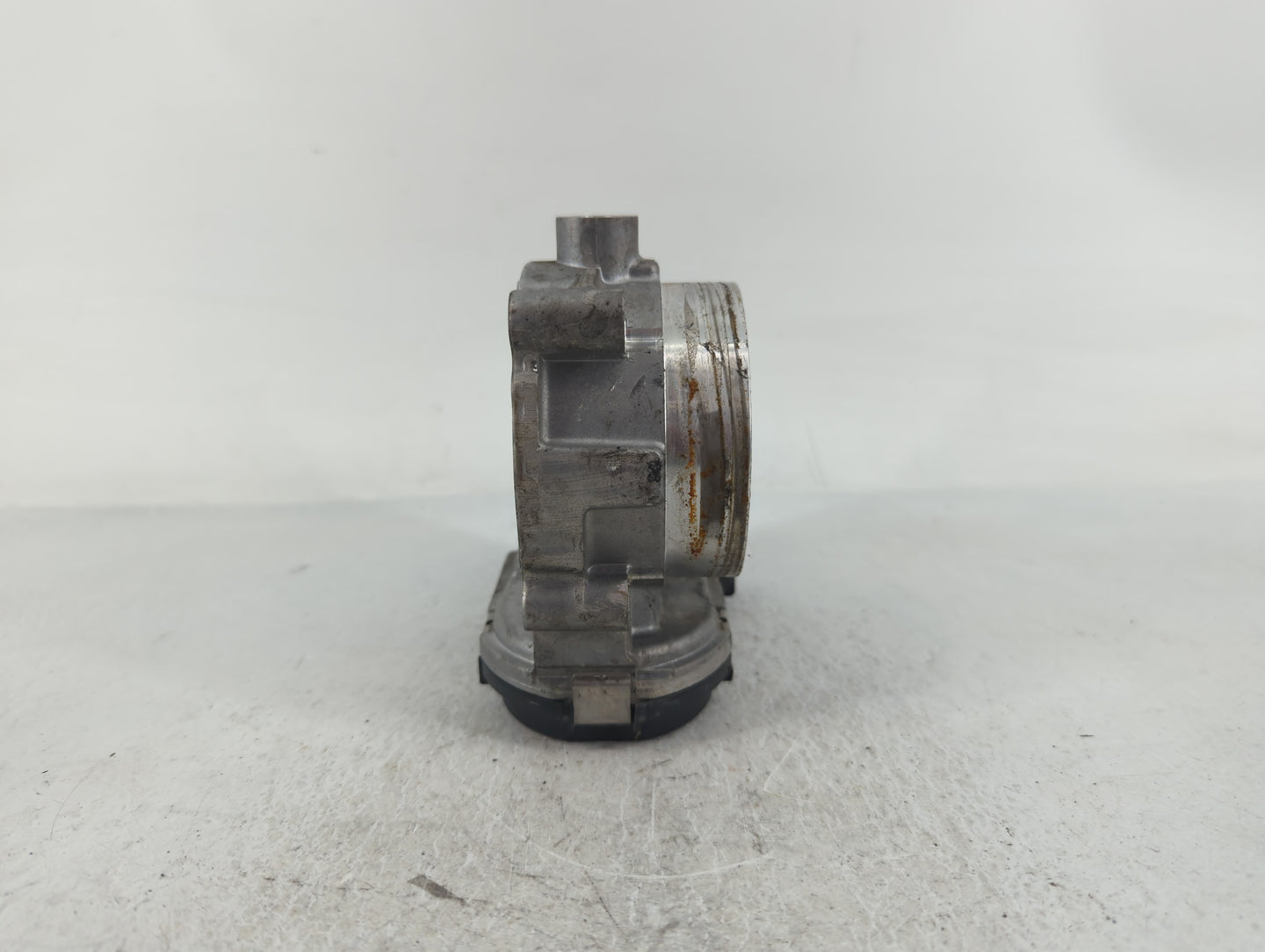 2017 Dodge Caravan Throttle Body P/N:05184349AC 0 280 750 570 Fits Fits 2011 2012 2013 2014 2015 2016 2018 2019 2020 2021 20