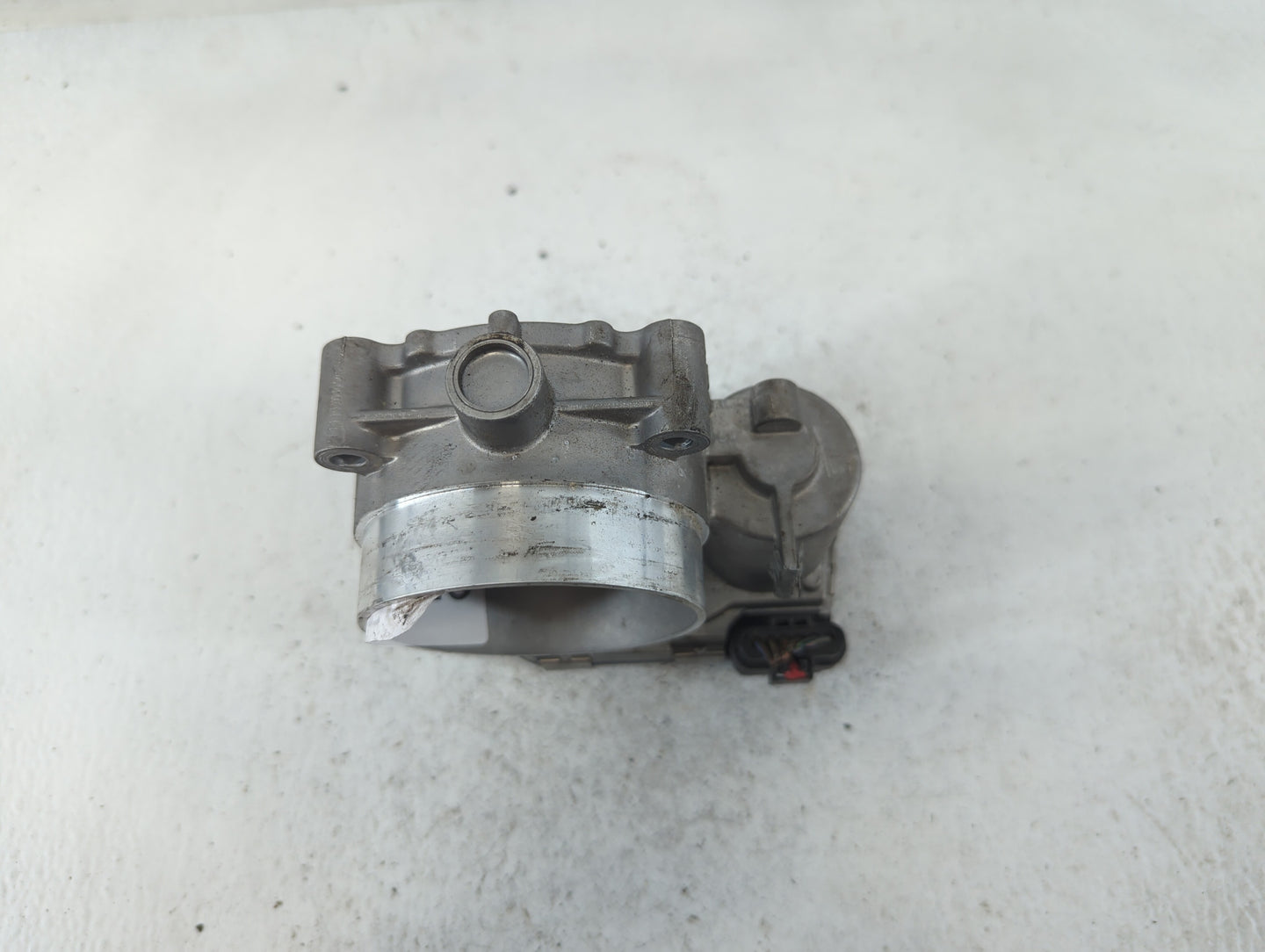 2017 Dodge Caravan Throttle Body Fits Fits 2011 2012 2013 2014 2015 2016 2018 2019 2020 2021 2022 OEM Used Auto Parts - Oemu