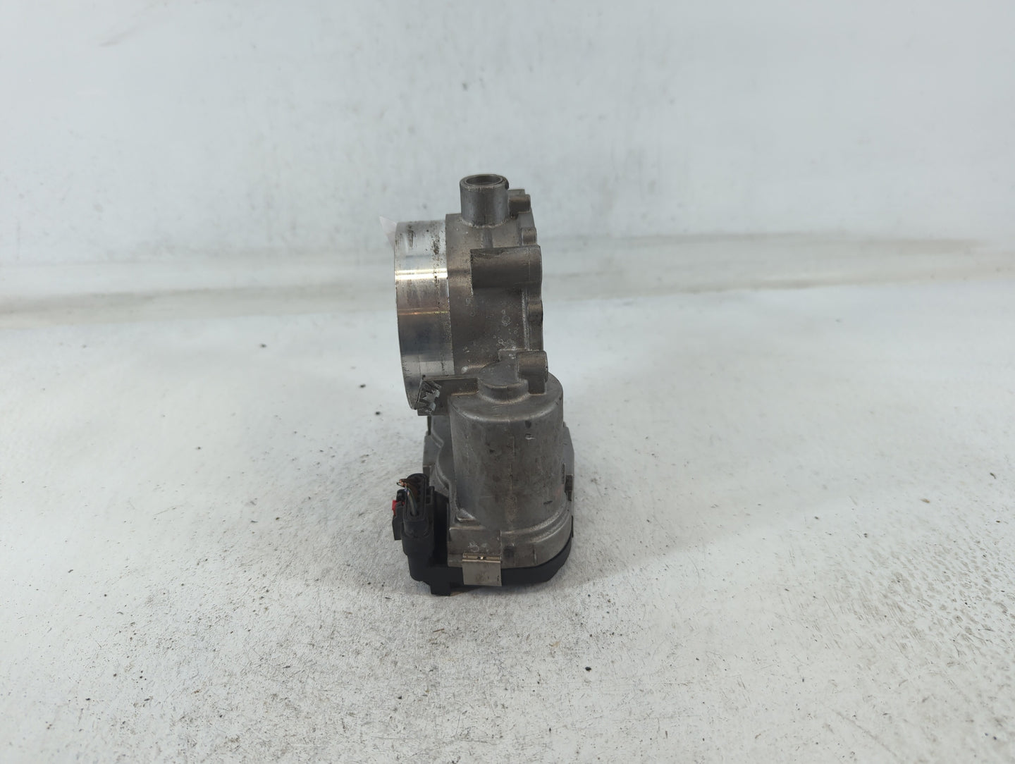 2017 Dodge Caravan Throttle Body Fits Fits 2011 2012 2013 2014 2015 2016 2018 2019 2020 2021 2022 OEM Used Auto Parts - Oemu