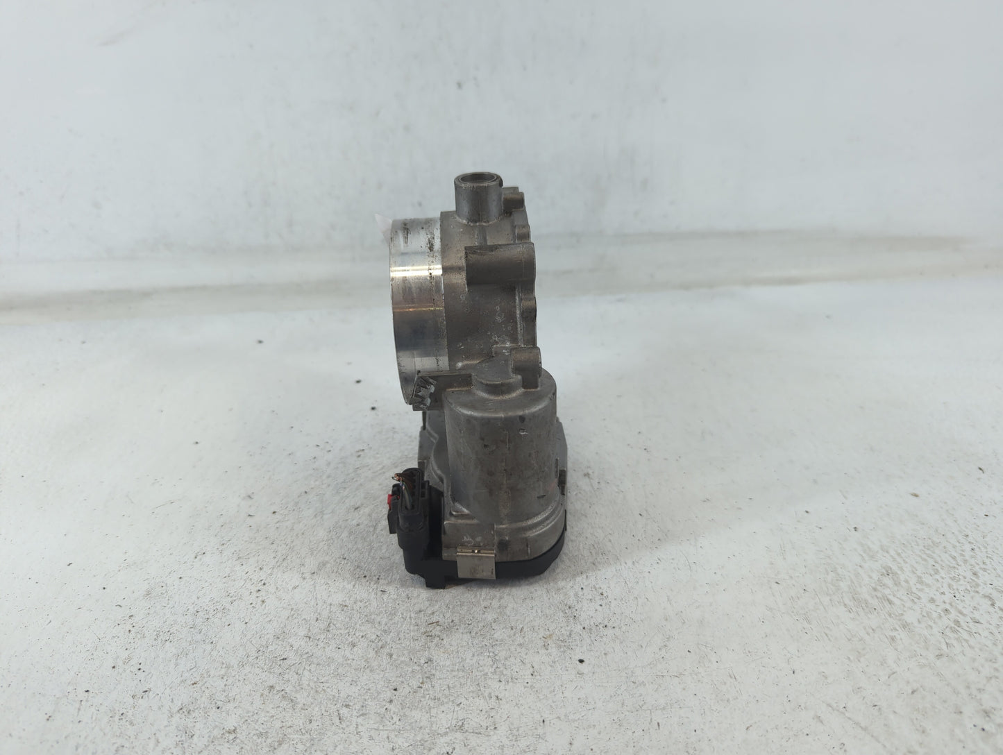2017 Dodge Caravan Throttle Body Fits Fits 2011 2012 2013 2014 2015 2016 2018 2019 2020 2021 2022 OEM Used Auto Parts - Oemu