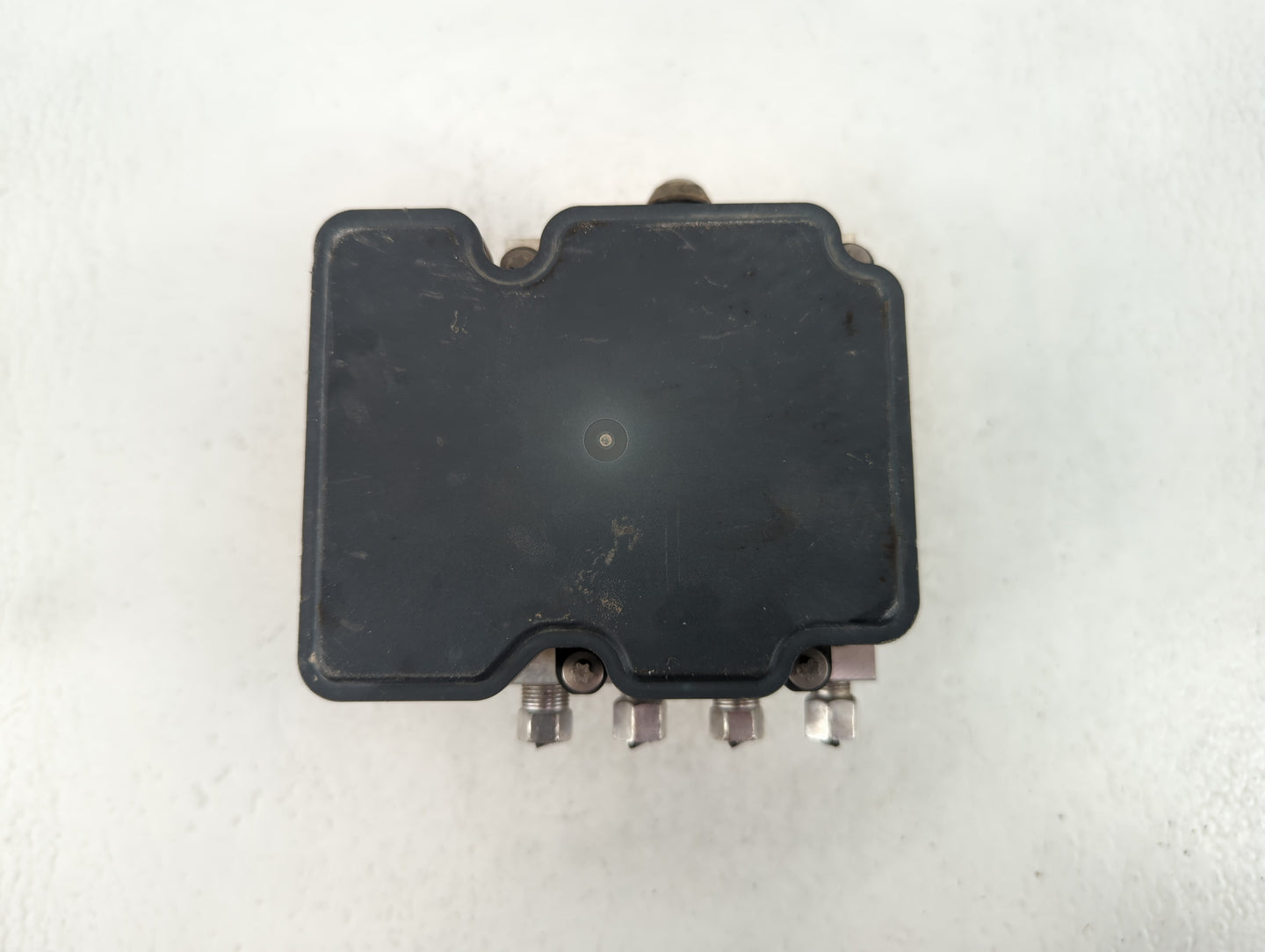 2017 Dodge Caravan ABS Pump Control Module Replacement P/N:P68183803AC Fits Fits 2015 2016 2018 2019 2020 OEM Used Auto Part