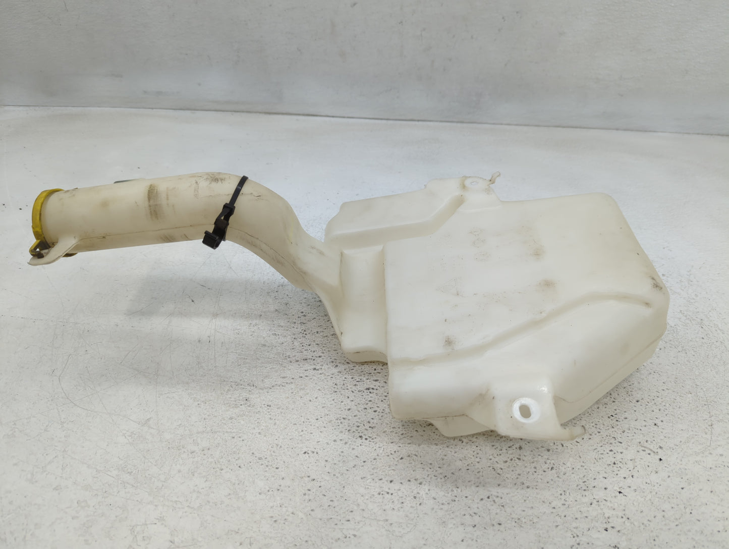 Dodge Caravan Windshield Washer Fluid Reservoir Bottle Oem - Oemusedautoparts1.com