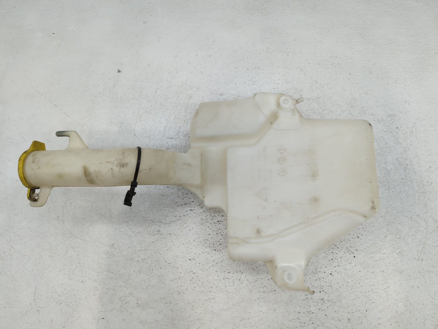 Dodge Caravan Windshield Washer Fluid Reservoir Bottle Oem - Oemusedautoparts1.com