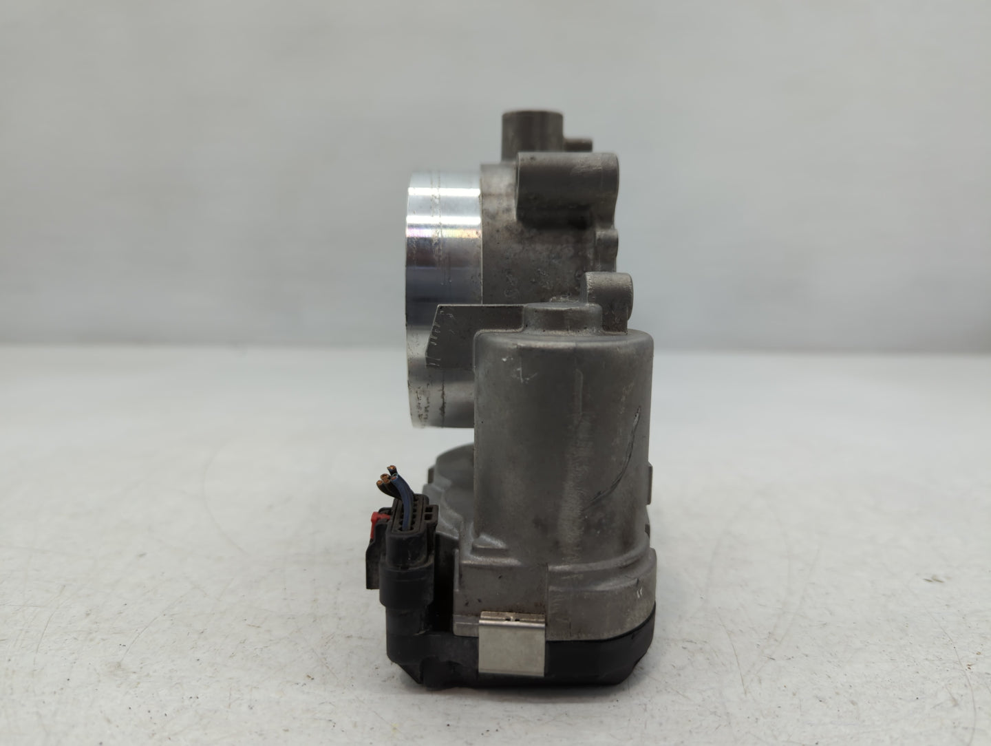 2017 Dodge Caravan Throttle Body P/N:TB1163D Fits Fits 2011 2012 2013 2014 2015 2016 2018 2019 2020 2021 2022 OEM Used Auto 