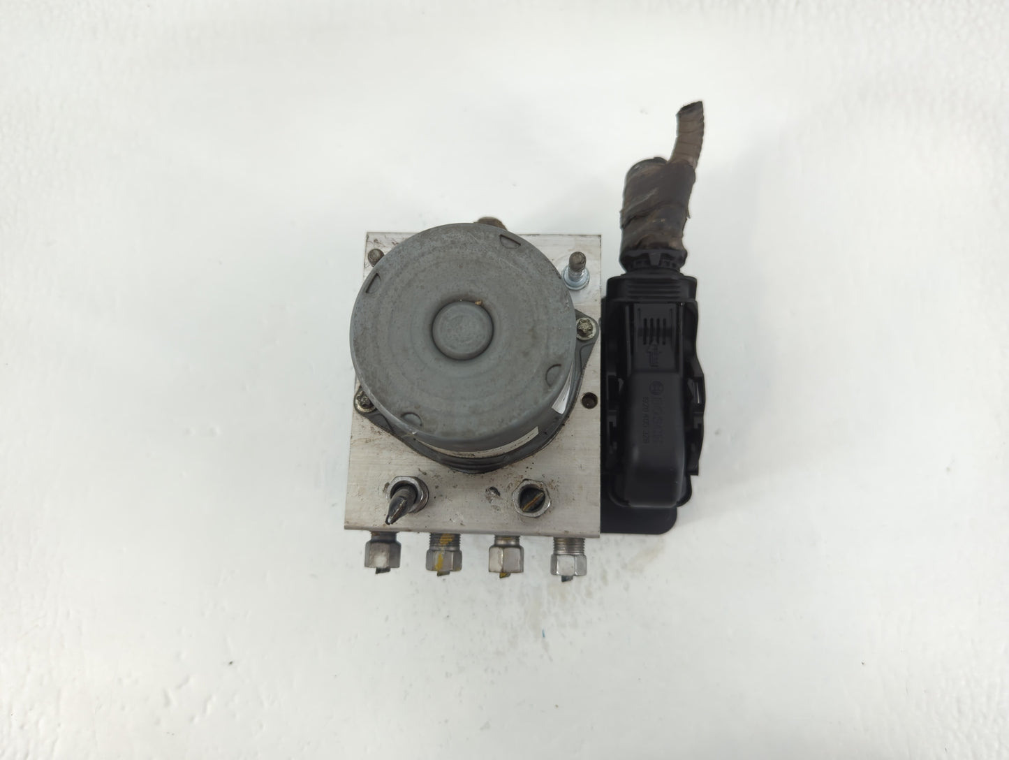 2017 Dodge Caravan ABS Pump Control Module Replacement P/N:P68183803AC Fits Fits 2015 2016 2018 2019 2020 OEM Used Auto Part