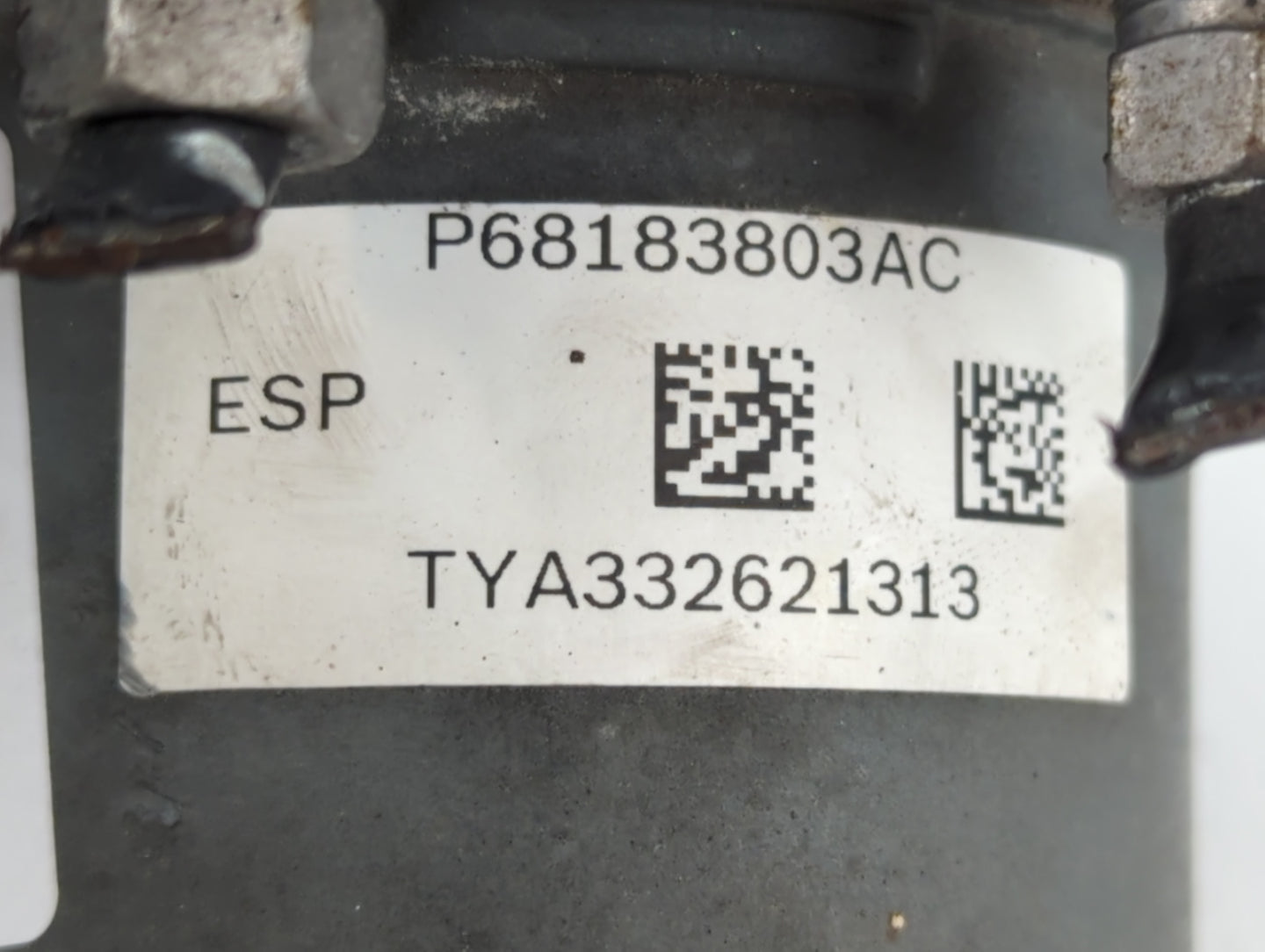 2017 Dodge Caravan ABS Pump Control Module Replacement P/N:P68183803AC Fits Fits 2015 2016 2018 2019 2020 OEM Used Auto Part