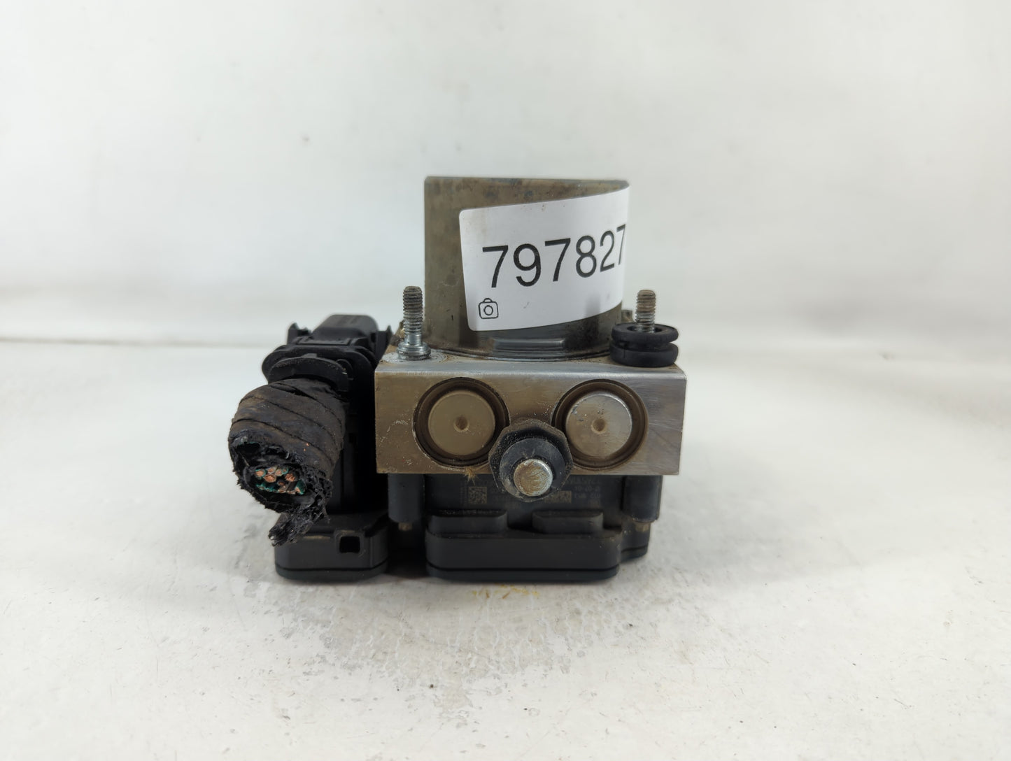 2017 Dodge Caravan ABS Pump Control Module Replacement P/N:P68183803AC Fits Fits 2015 2016 2018 2019 2020 OEM Used Auto Part