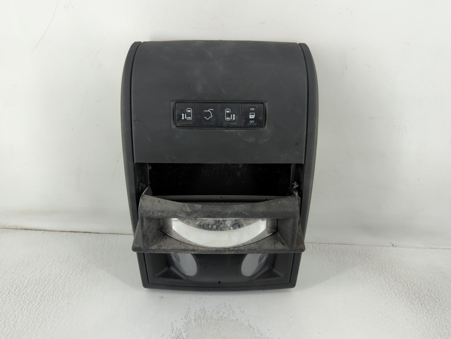 Dodge Caravan Overhead Roof Console Interior Dome Light - Oemusedautoparts1.com
