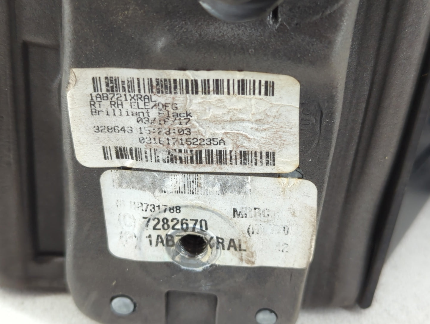 2017 Dodge Caravan Passenger Side View Mirror - Right Door Mirror OEM Used - Oemusedautoparts1.com