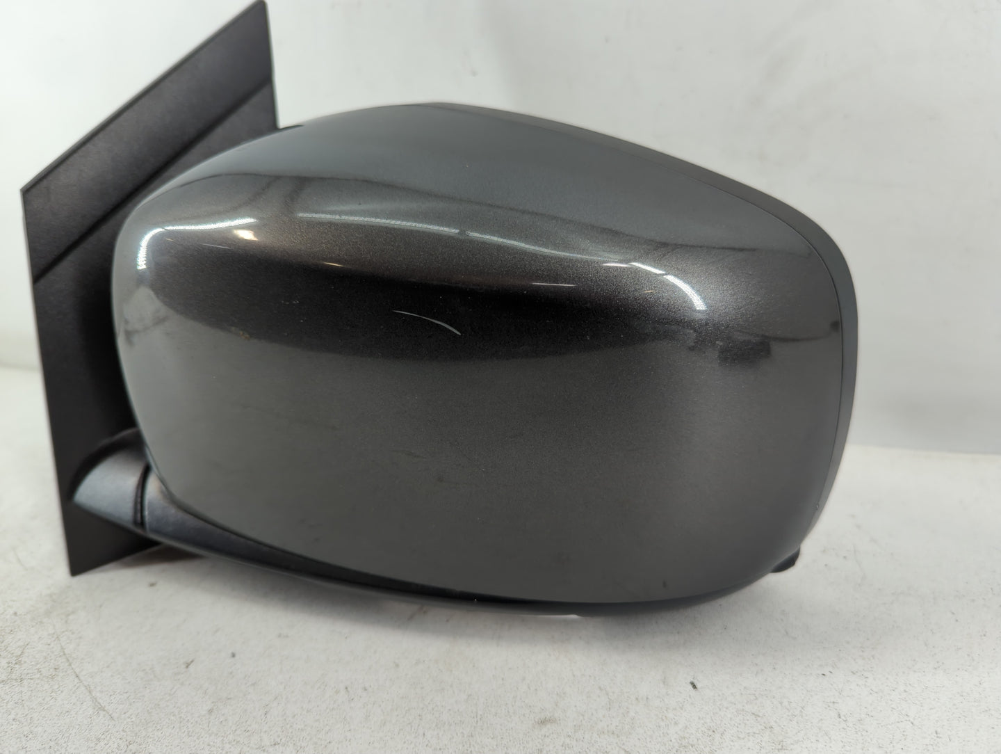 2017 Dodge Caravan Driver Side View Mirror - Left Door Mirror OEM Used - Oemusedautoparts1.com