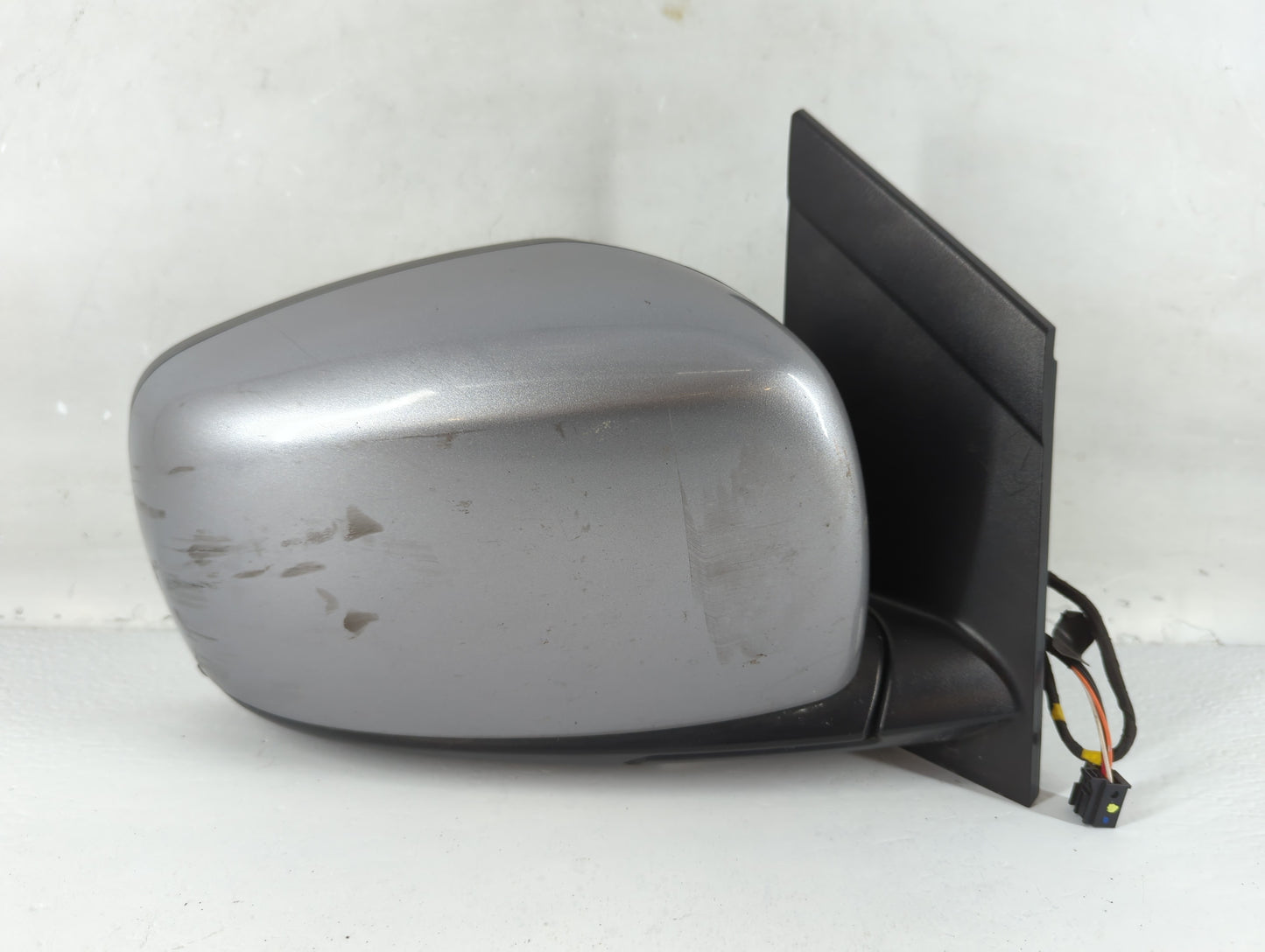 2017 Dodge Caravan Passenger Side View Mirror - Right Door Mirror OEM Used - Oemusedautoparts1.com