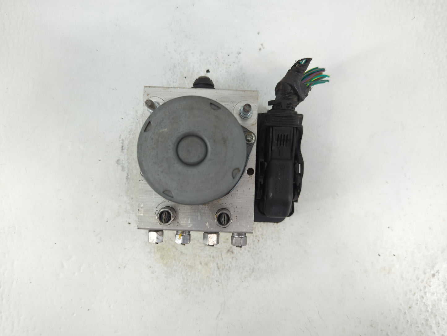 2017 Dodge Caravan ABS Pump Control Module Replacement P/N:P68183803AC Fits Fits 2015 2016 2018 2019 2020 OEM Used Auto Part