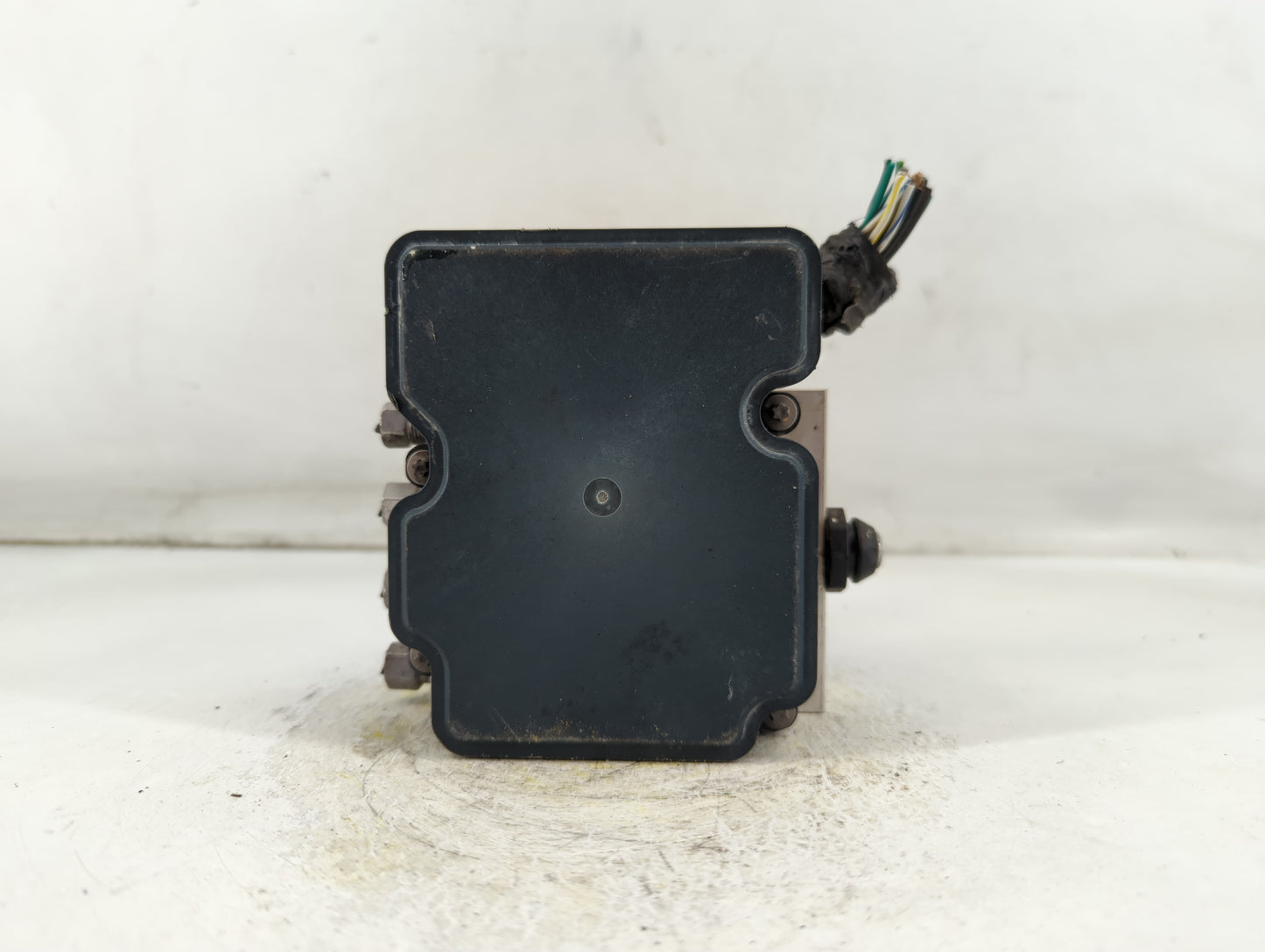 2017 Dodge Caravan ABS Pump Control Module Replacement P/N:P68183803AC Fits Fits 2015 2016 2018 2019 2020 OEM Used Auto Part