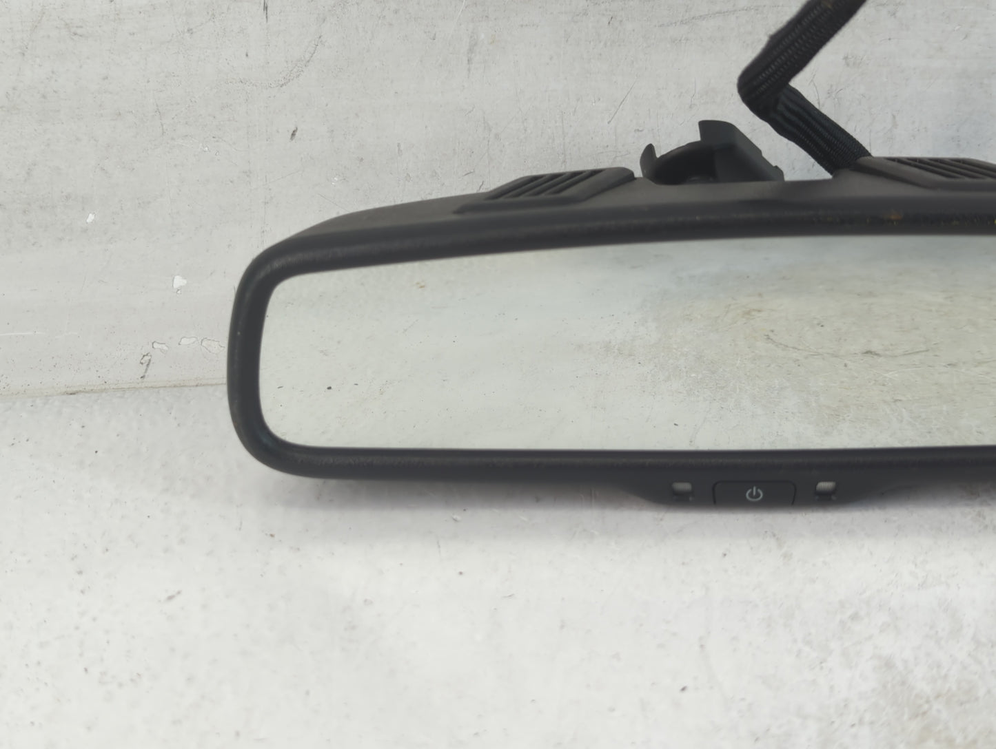 2017 Dodge Caravan Interior Rear View Mirror Replacement OEM P/N:E11026130 Fits Fits 2013 2014 2015 2016 OEM Used Auto Parts
