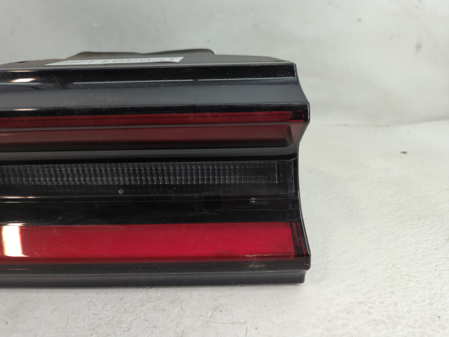 2015-2022 Dodge Challenger Tail Light Assembly Driver Left OEM P/N:00186000-140000 68403955-AB Fits OEM Used Auto Parts - Oe