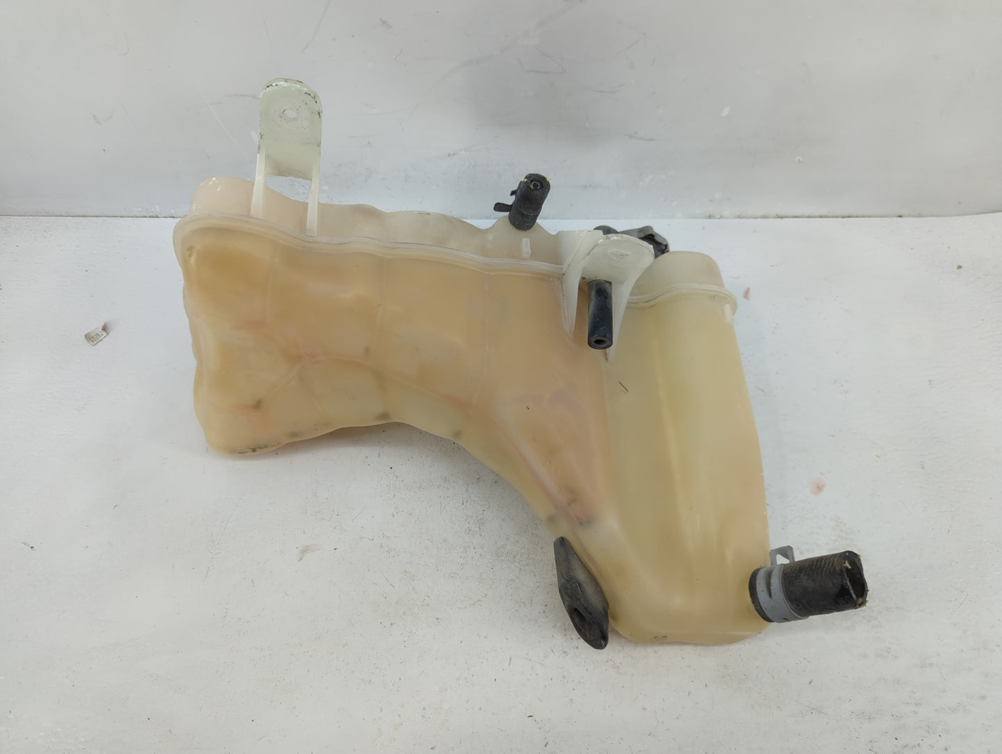 2014-2022 Dodge Challenger Windshield Washer Fluid Reservoir Bottle Oem - Oemusedautoparts1.com