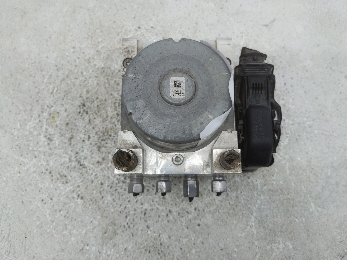 2017 Dodge Challenger ABS Pump Control Module Replacement P/N:P68276897AB Fits OEM Used Auto Parts - Oemusedautoparts1.com