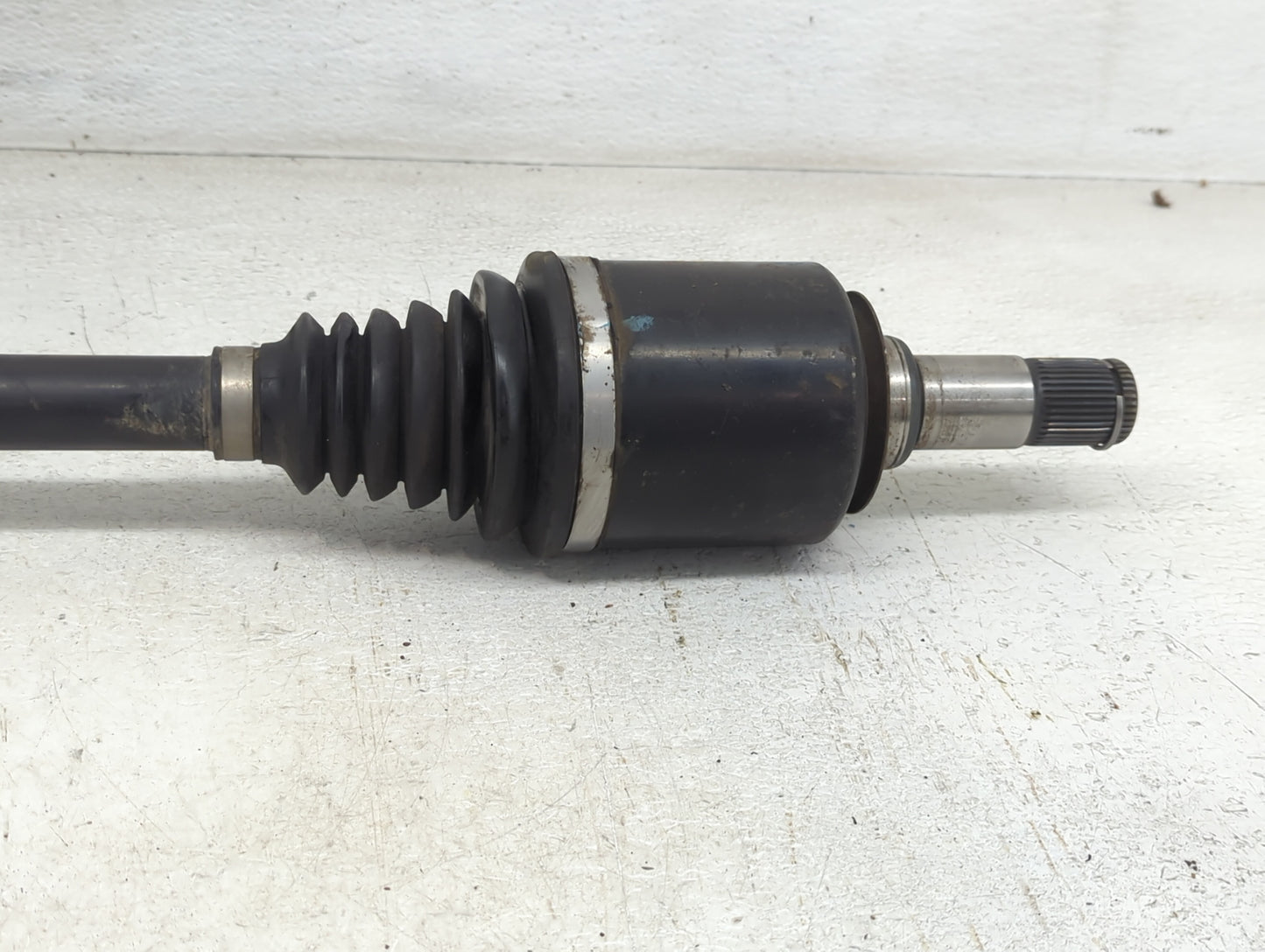 2015-2022 Dodge Challenger Axle Shaft Rear Driver Cv C/v - Oemusedautoparts1.com