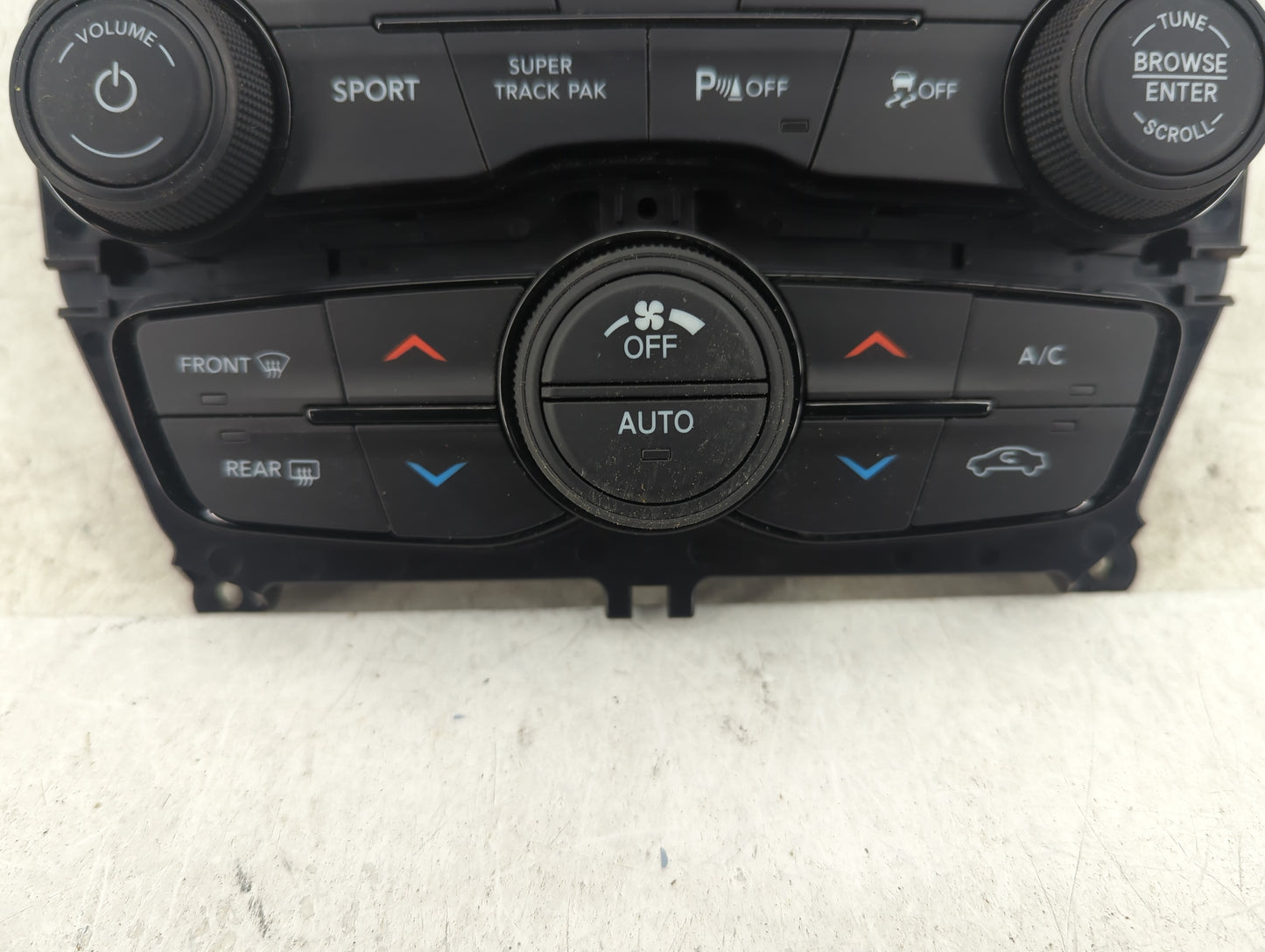 2015-2016 Dodge Challenger Climate Control Module Temperature AC/Heater Replacement P/N:5PG682XGAE 68293608AA Fits Fits 2015