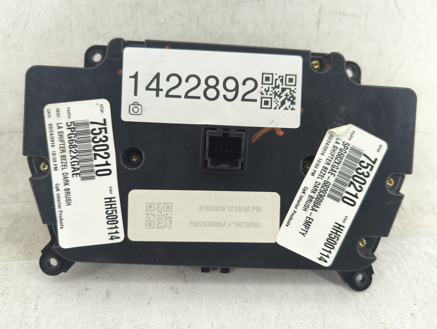 2015-2016 Dodge Challenger Climate Control Module Temperature AC/Heater Replacement P/N:5PG682XGAE 68293608AA Fits Fits 2015