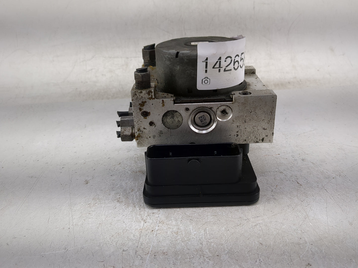 2017 Dodge Challenger ABS Pump Control Module Replacement P/N:P68316593AD 25.0220-0732.4 Fits OEM Used Auto Parts - Oemuseda