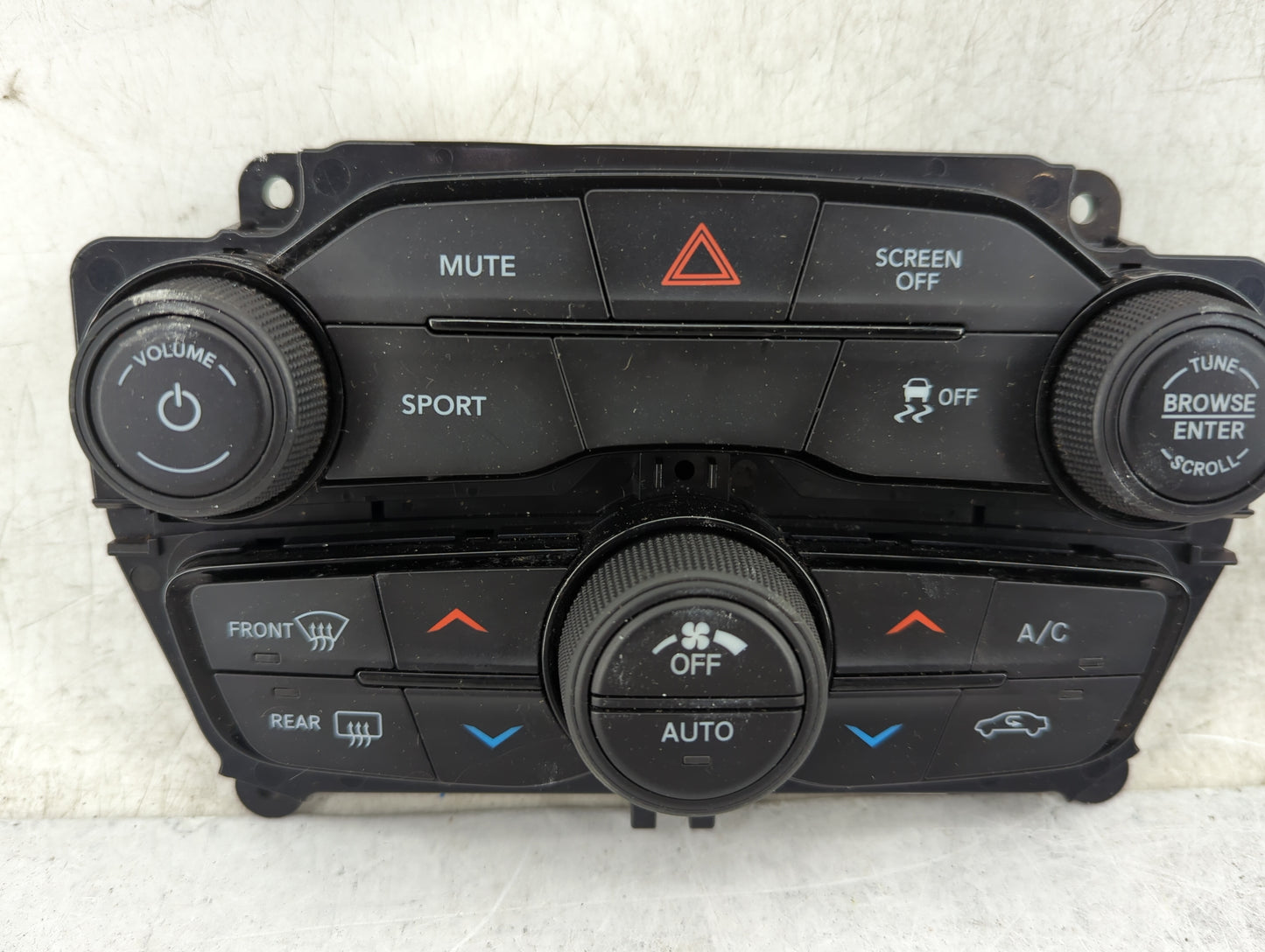 2017 Dodge Challenger Climate Control Module Temperature AC/Heater Replacement P/N:5PG682XGAE 68293606AC Fits OEM Used Auto 