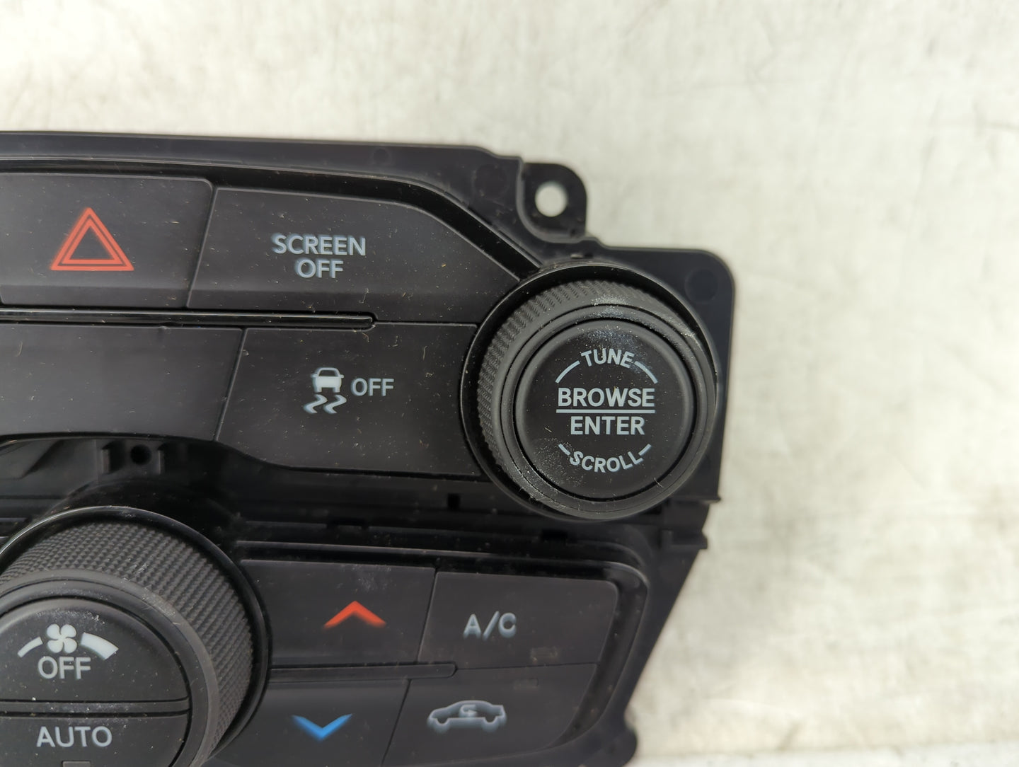 2017 Dodge Challenger Climate Control Module Temperature AC/Heater Replacement P/N:5PG682XGAE 68293606AC Fits OEM Used Auto 