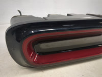 2015 Dodge Challenger Passenger Right Side Deck Lid Mounted Tail Light - Oemusedautoparts1.com