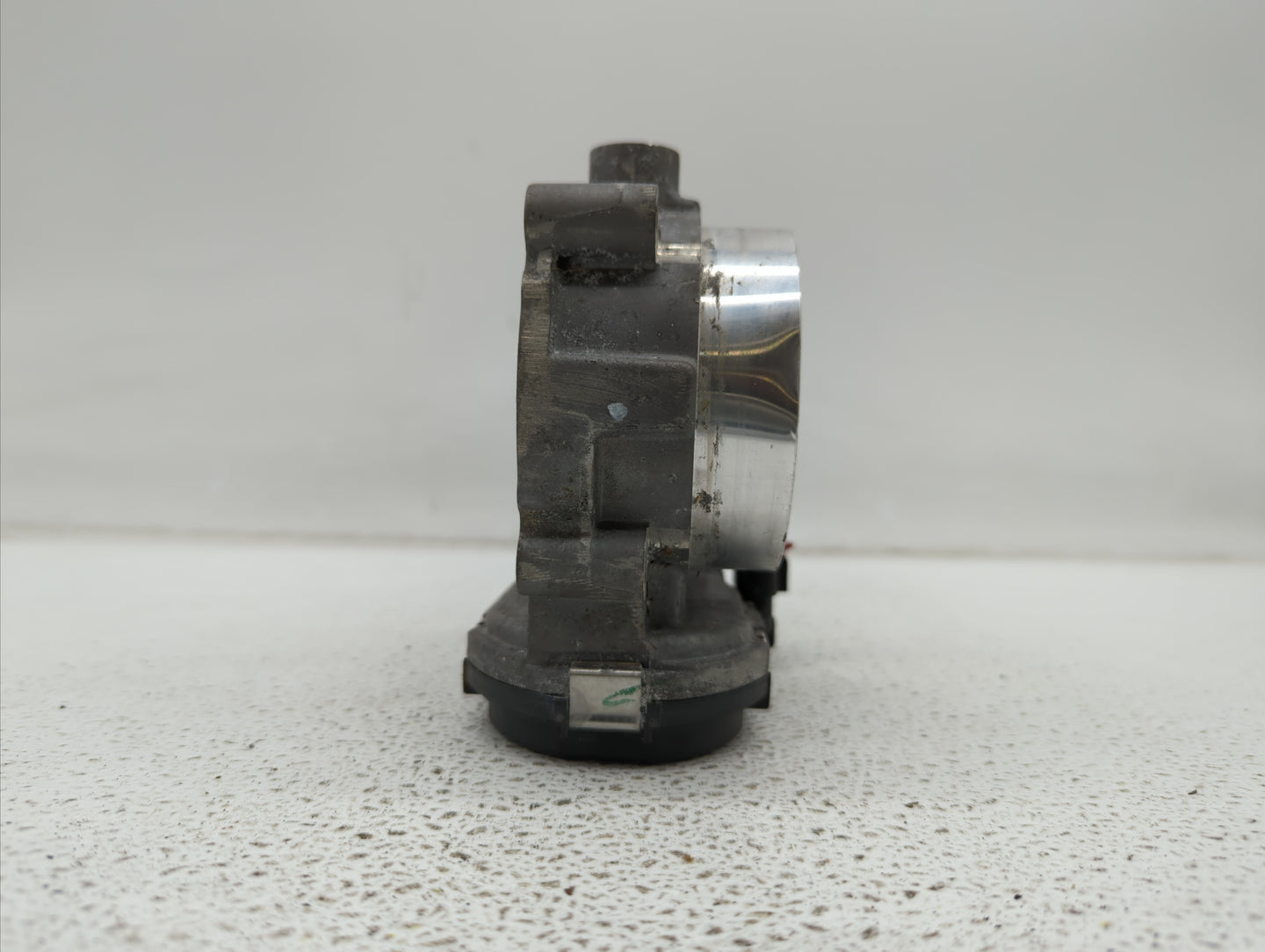 2011-2018 Dodge Challenger Throttle Body P/N:05184349AC 05184349AE Fits Fits 2011 2012 2013 2014 2015 2016 2017 2018 2019 OE