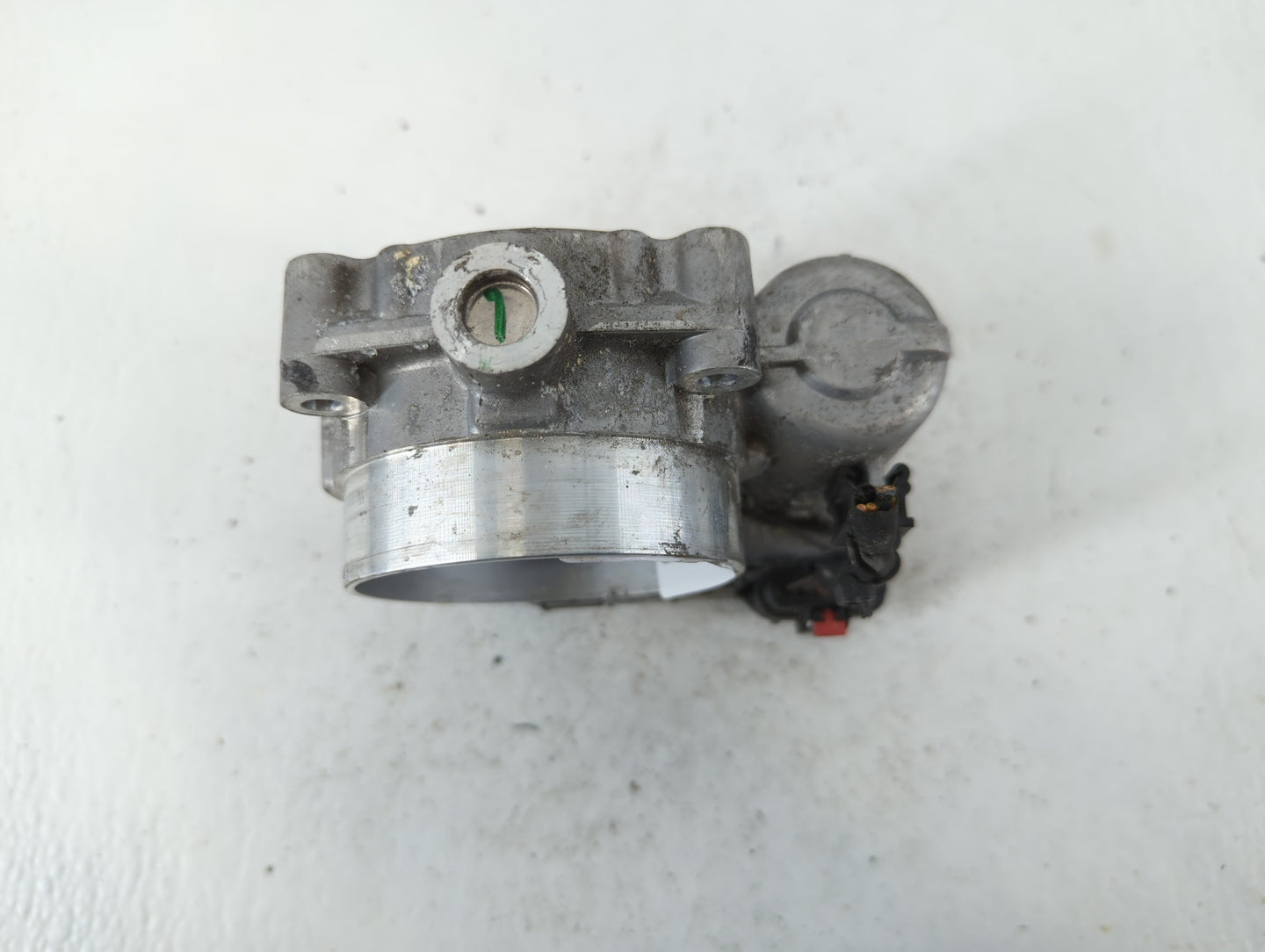 2011-2022 Dodge Challenger Throttle Body P/N:0 280 750 570 05184349AC Fits OEM Used Auto Parts - Oemusedautoparts1.com