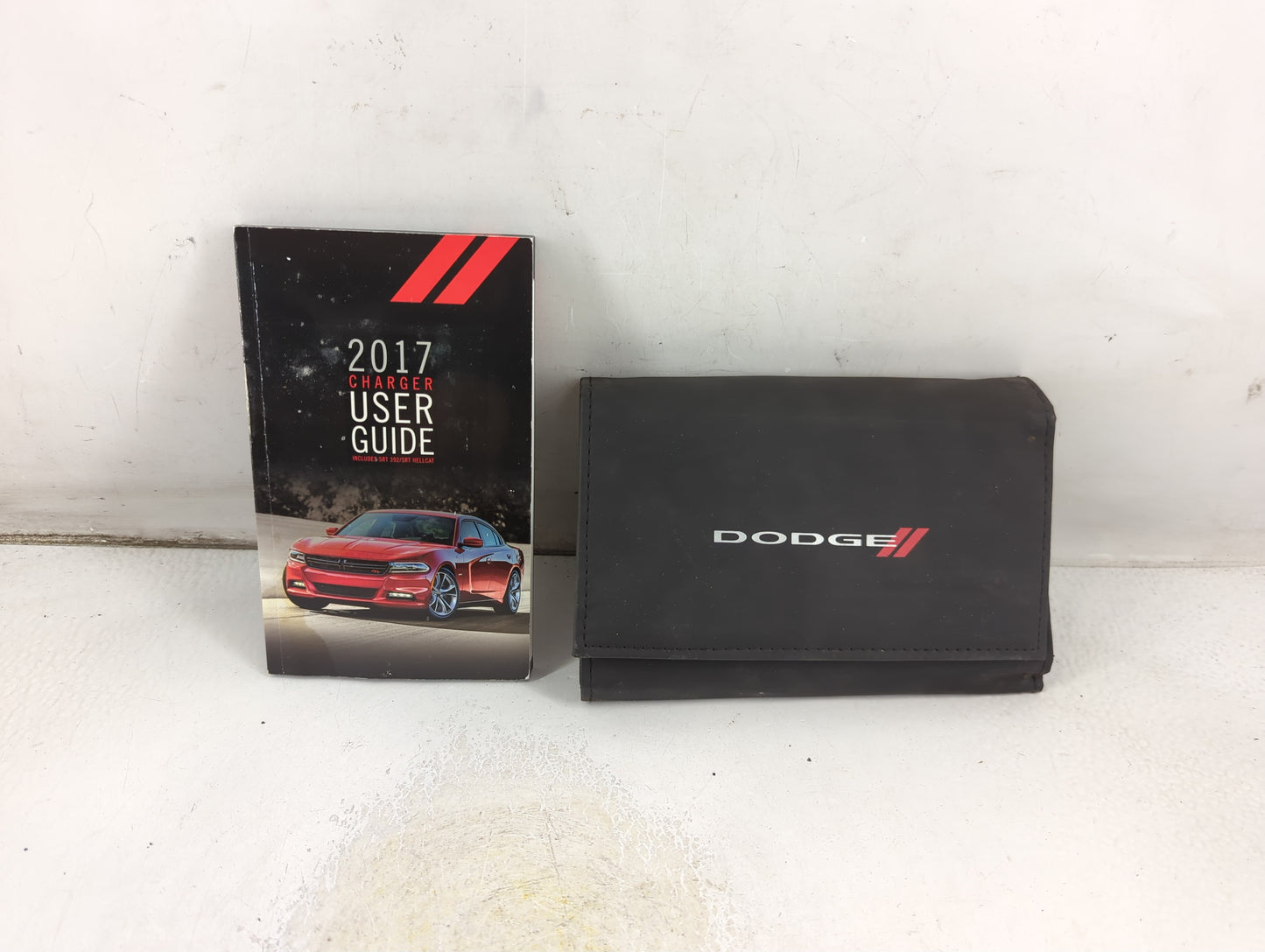 2017 Dodge Charger Owners Manual Book Guide P/N:17D481-926-AA OEM Used Auto Parts - Oemusedautoparts1.com