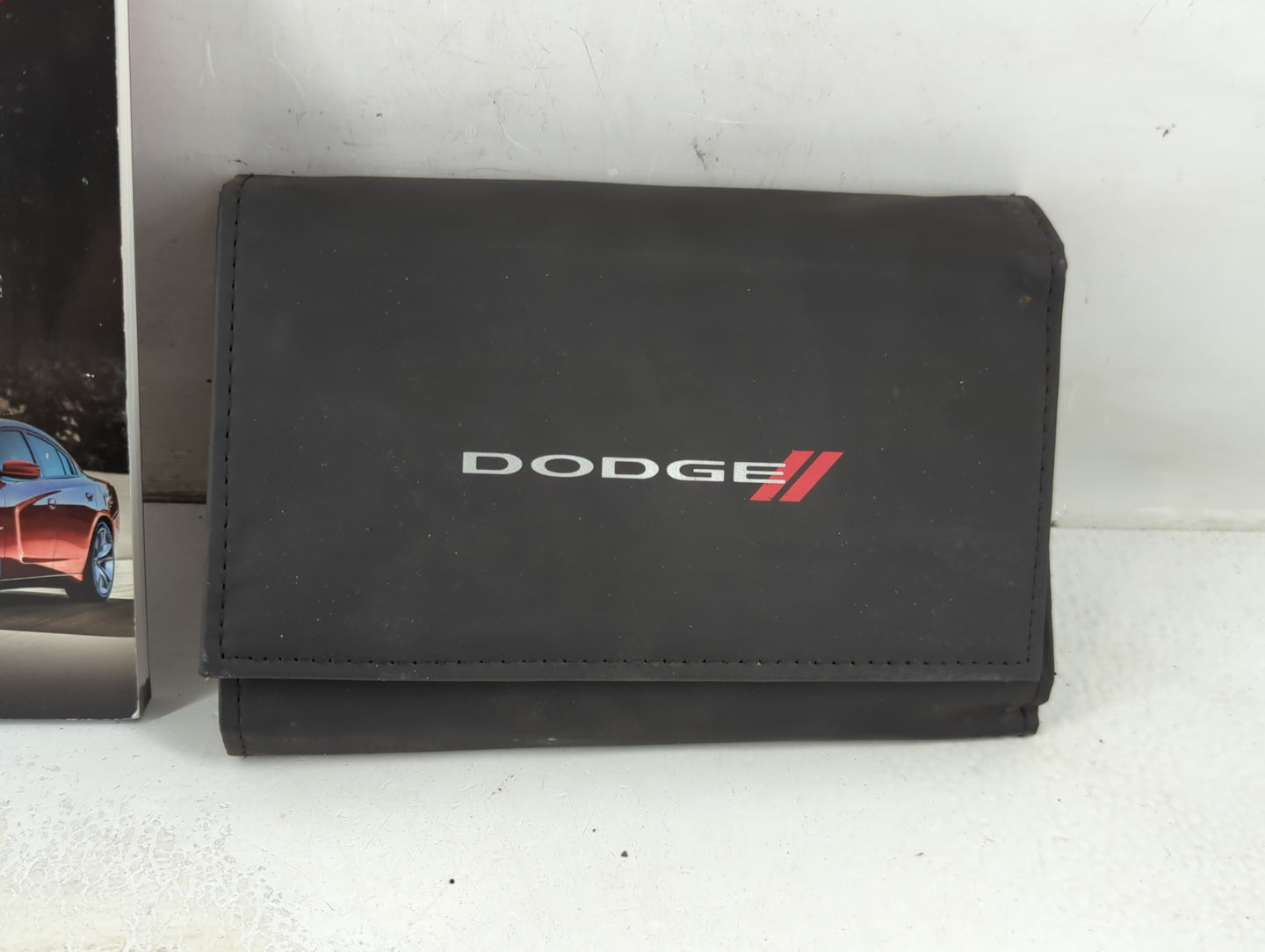2017 Dodge Charger Owners Manual Book Guide P/N:17D481-926-AA OEM Used Auto Parts - Oemusedautoparts1.com