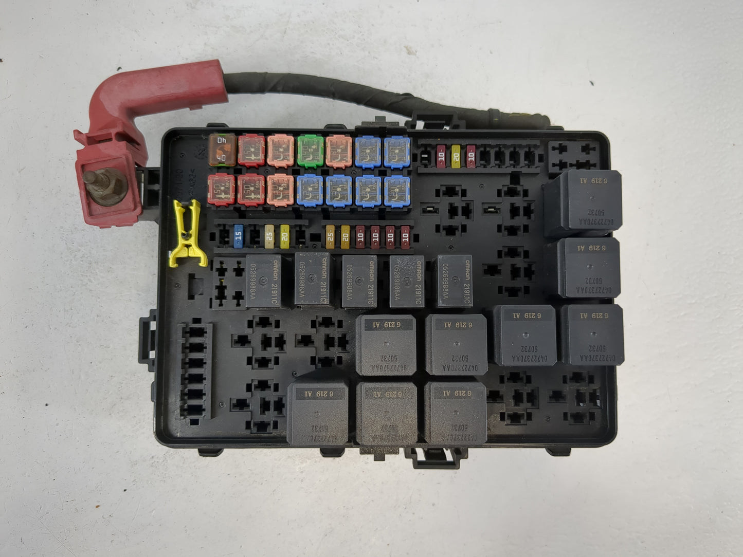 2017 Dodge Charger Fusebox Fuse Box Panel Relay Module P/N:P68304825AD Fits OEM Used Auto Parts - Oemusedautoparts1.com