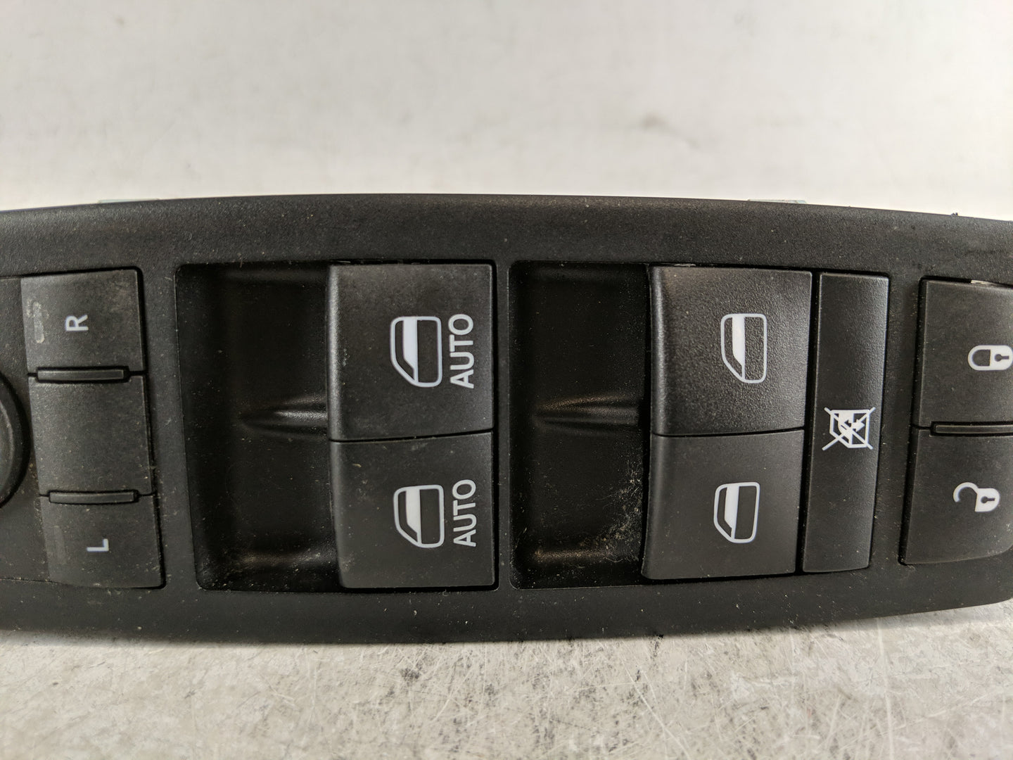 2015-2019 Dodge Charger Master Power Window Switch Replacement Driver Side Left P/N:68262253AC Fits OEM Used Auto Parts - Oe