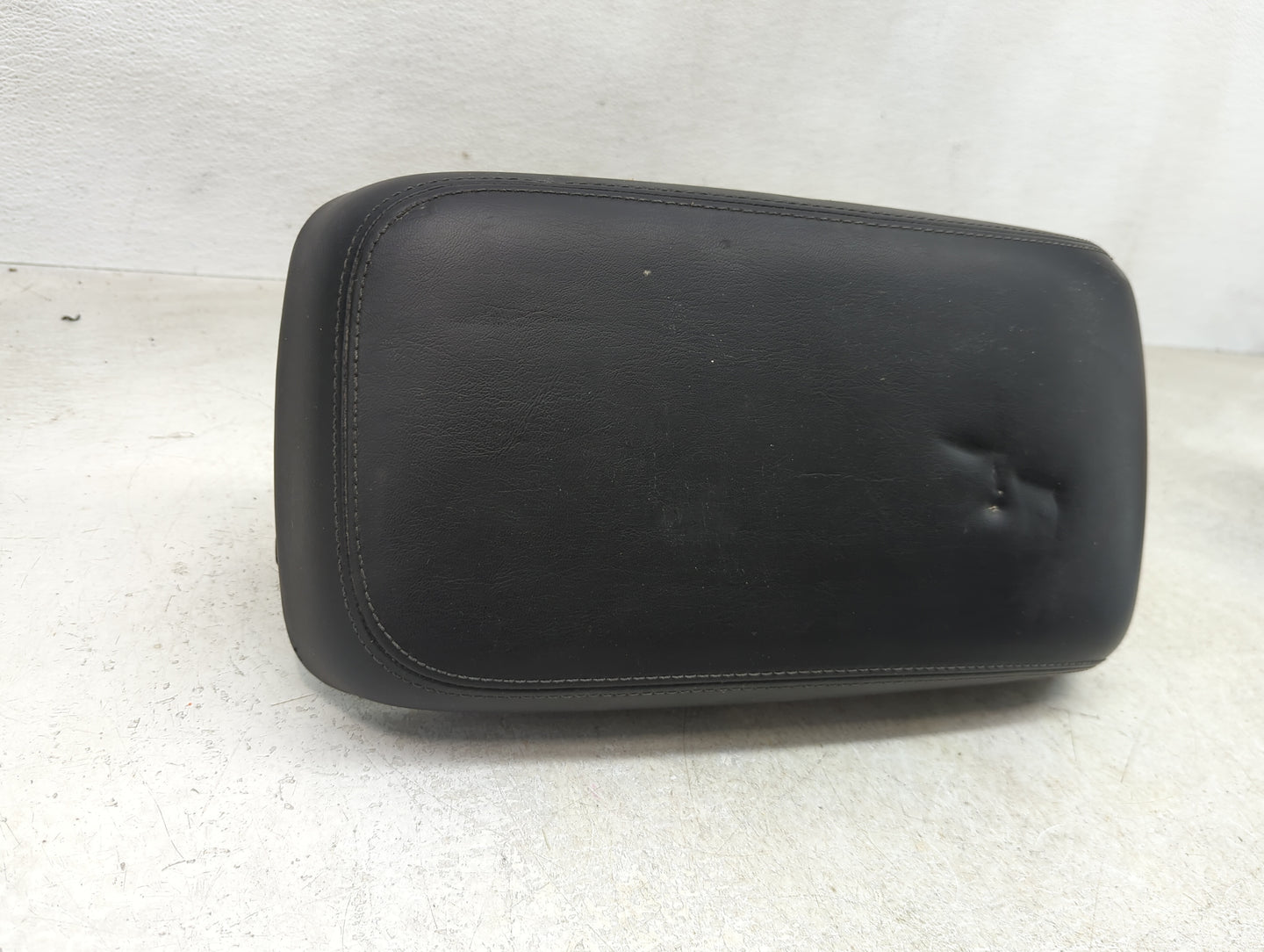 2017 Dodge Charger Center Console Armrest Cover Lid Fits OEM Used Auto Parts - Oemusedautoparts1.com
