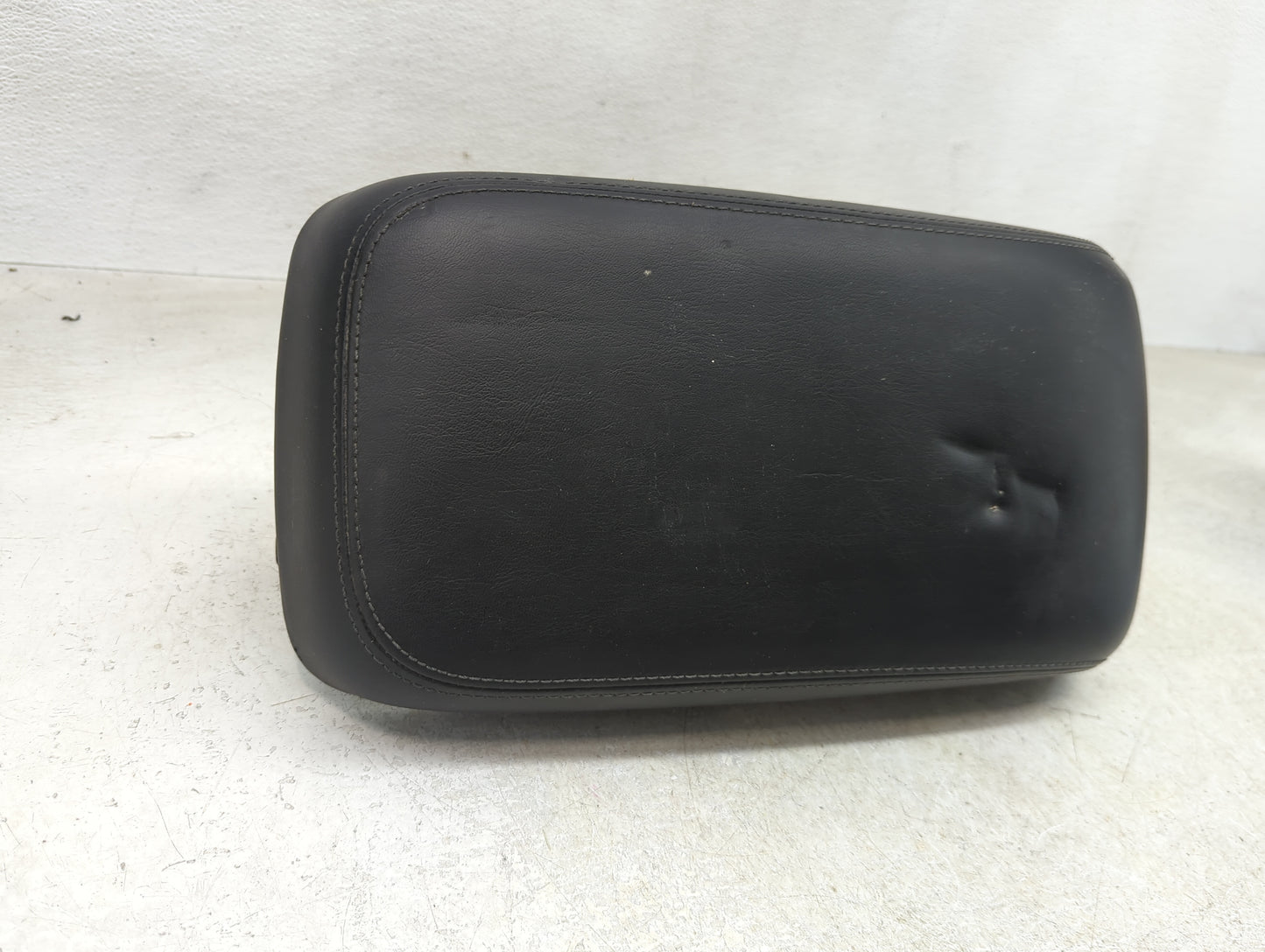2017 Dodge Charger Center Console Armrest Cover Lid Fits OEM Used Auto Parts - Oemusedautoparts1.com