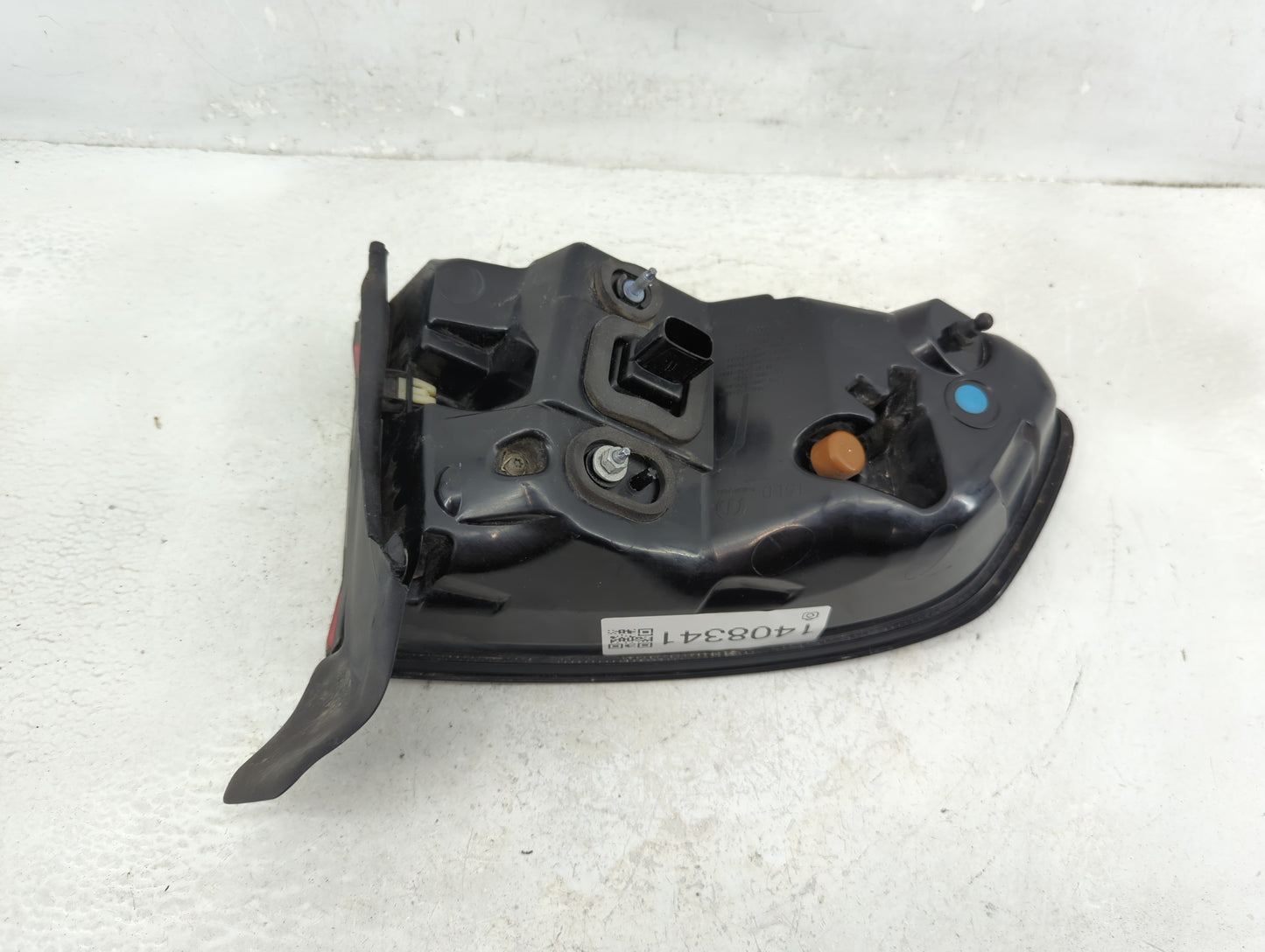 2015-2022 Dodge Charger Tail Light Assembly Passenger Right OEM Fits Fits 2015 2016 2017 2018 2019 2020 2021 2022 OEM Used A