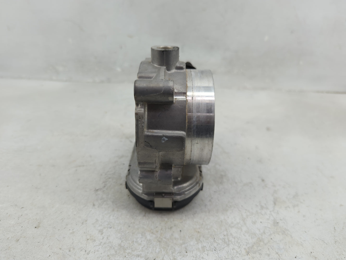 2011-2022 Dodge Charger Throttle Body P/N:0 280 750 570 05184349AC Fits OEM Used Auto Parts - Oemusedautoparts1.com
