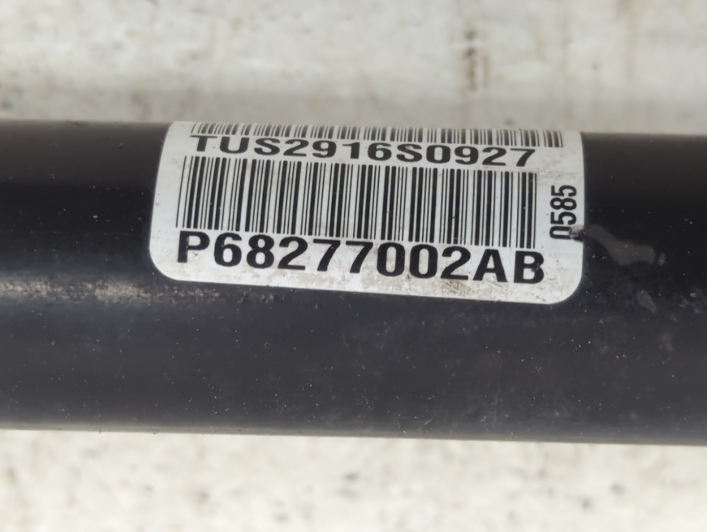 2015-2017 Dodge Charger Axle Shaft Rear Passenger Cv C/v - Oemusedautoparts1.com