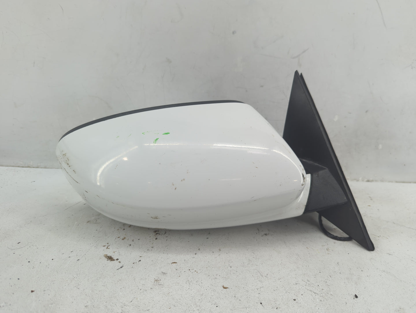 2015-2020 Dodge Charger Passenger Side View Mirror - Right Door Mirror OEM Used - Oemusedautoparts1.com