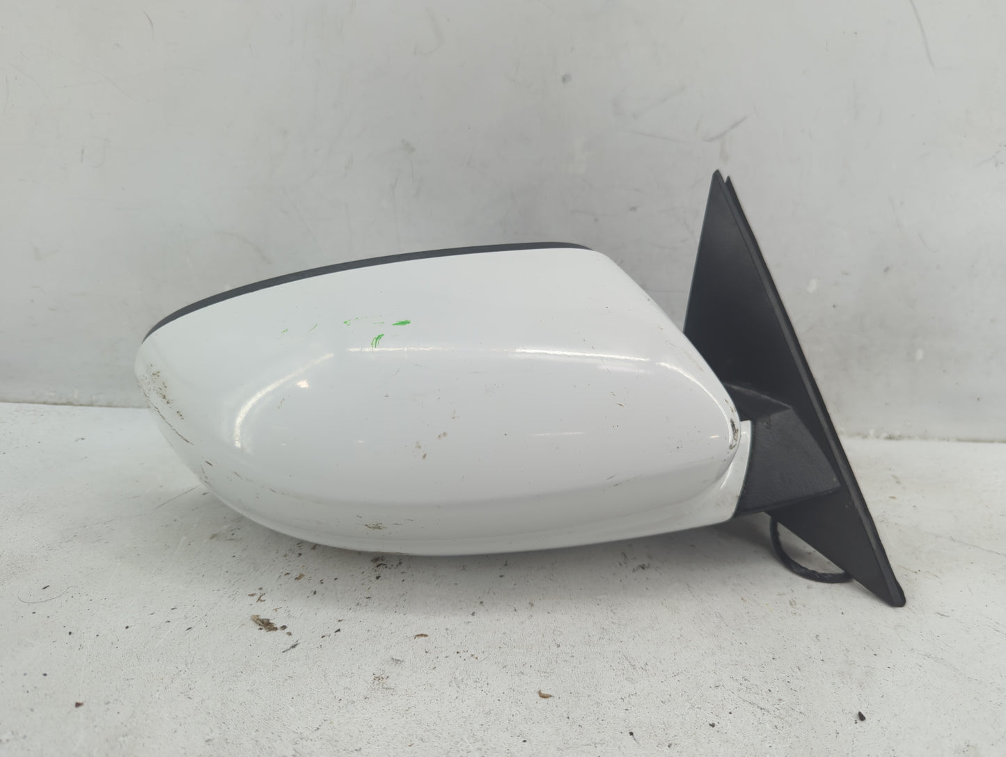 2015-2020 Dodge Charger Passenger Side View Mirror - Right Door Mirror OEM Used - Oemusedautoparts1.com