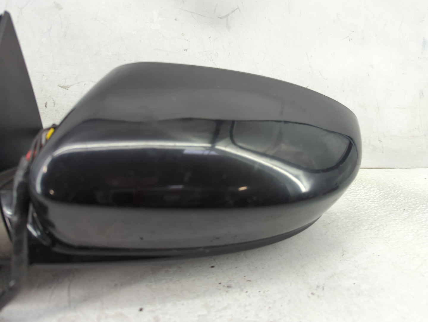 2015-2020 Dodge Charger Driver Side View Mirror - Left Door Mirror OEM Used - Oemusedautoparts1.com
