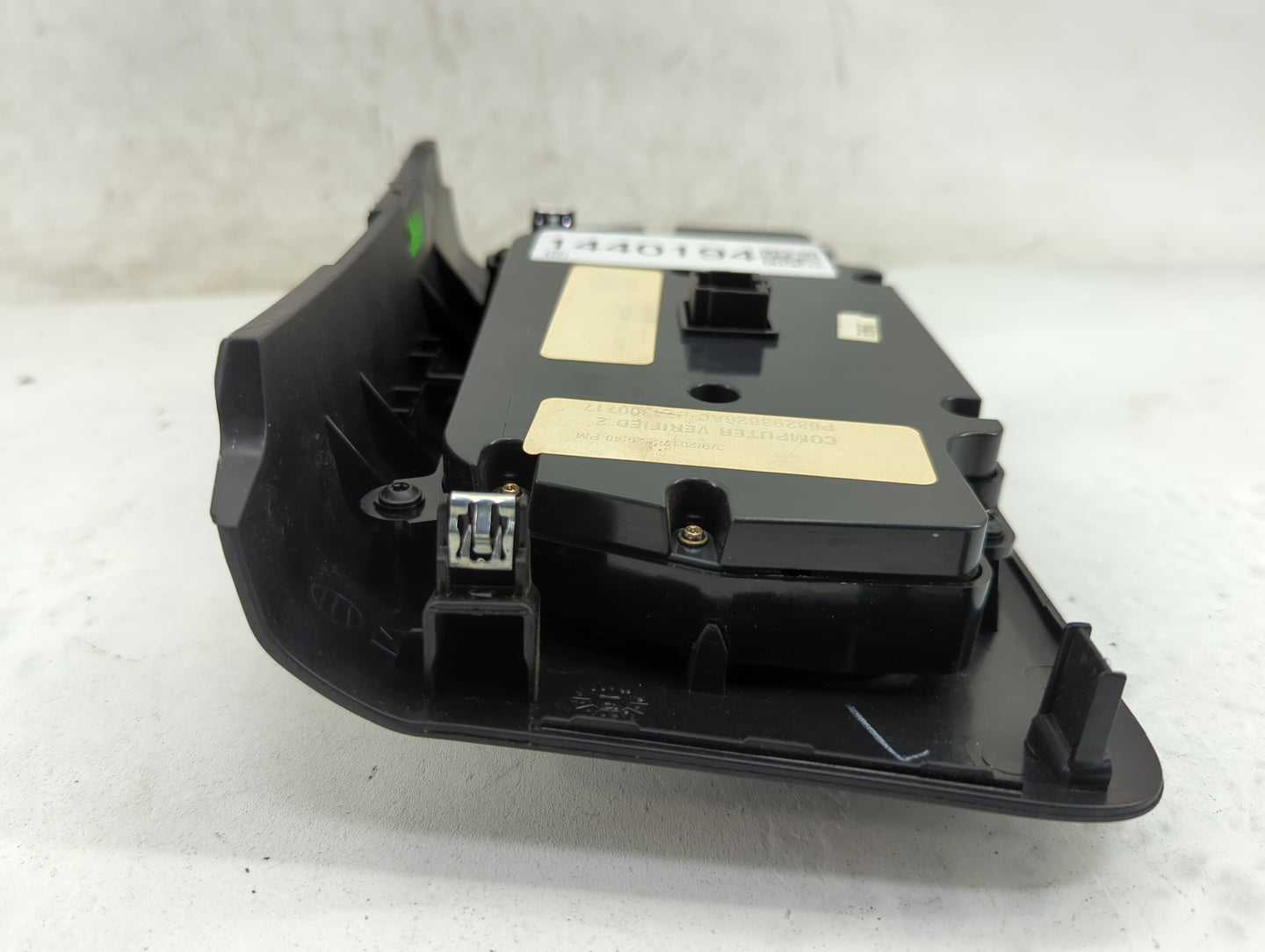 2017-2022 Dodge Charger Climate Control Module Temperature AC/Heater Replacement P/N:P68293626AC Fits OEM Used Auto Parts - 